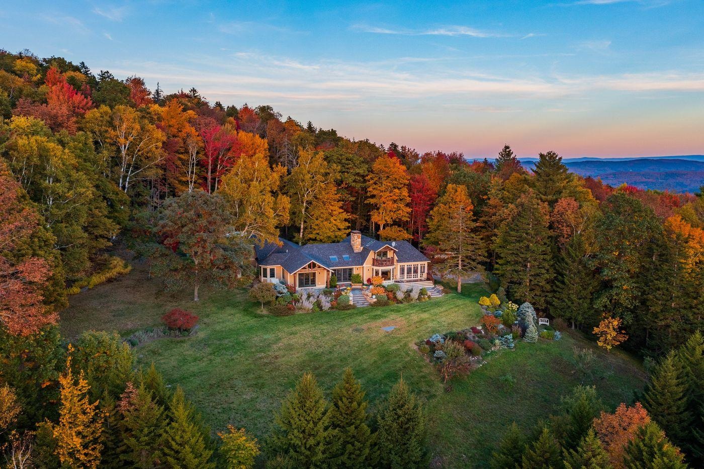 near 318 Ebbin Lockwood Way Woodstock, VT 05071 Property 1