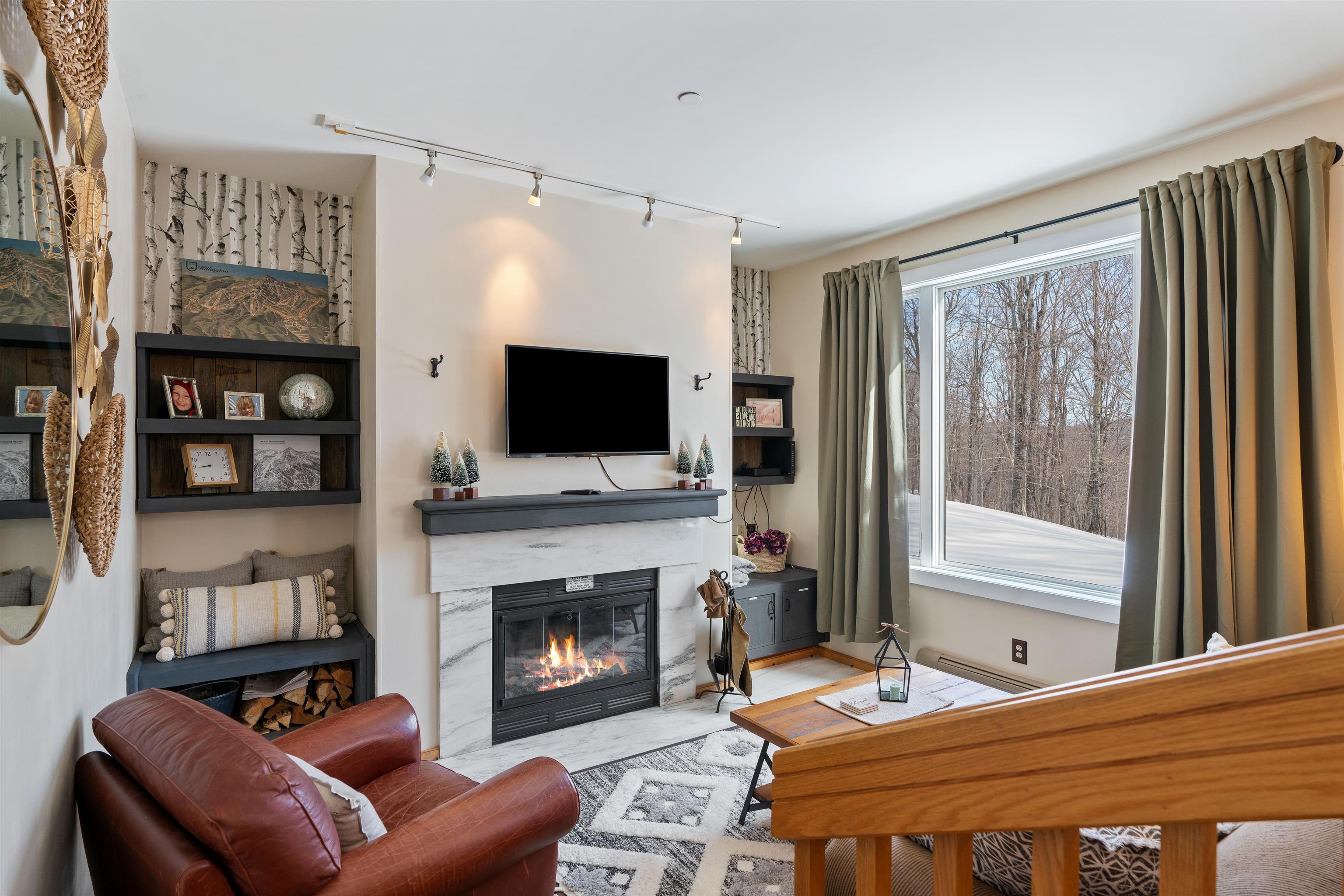 near 907 East Mountain Road Killington, VT 05751 Property 1