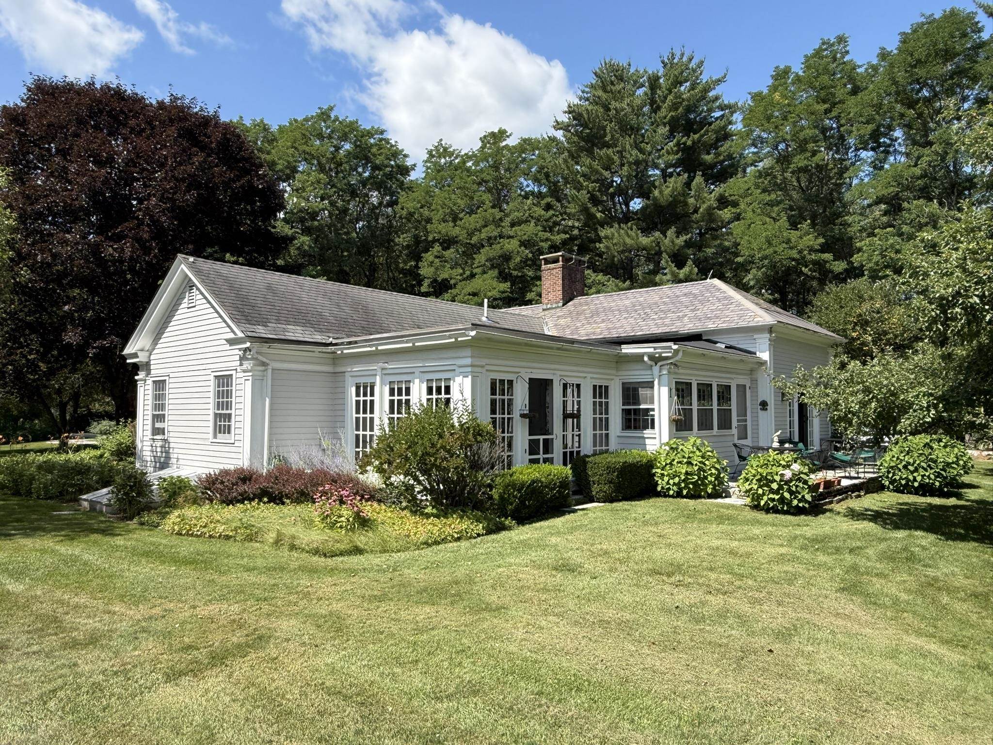 1474 Dorset West Road photo 3