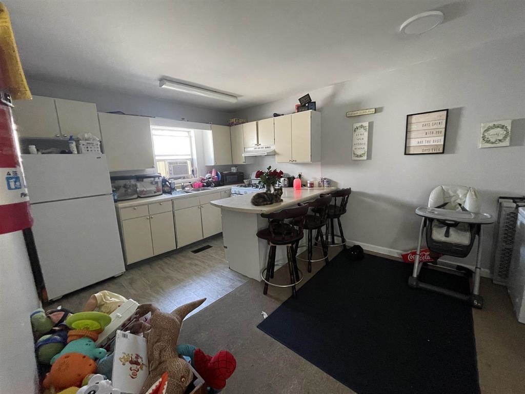 46 Terrill Street photo 4