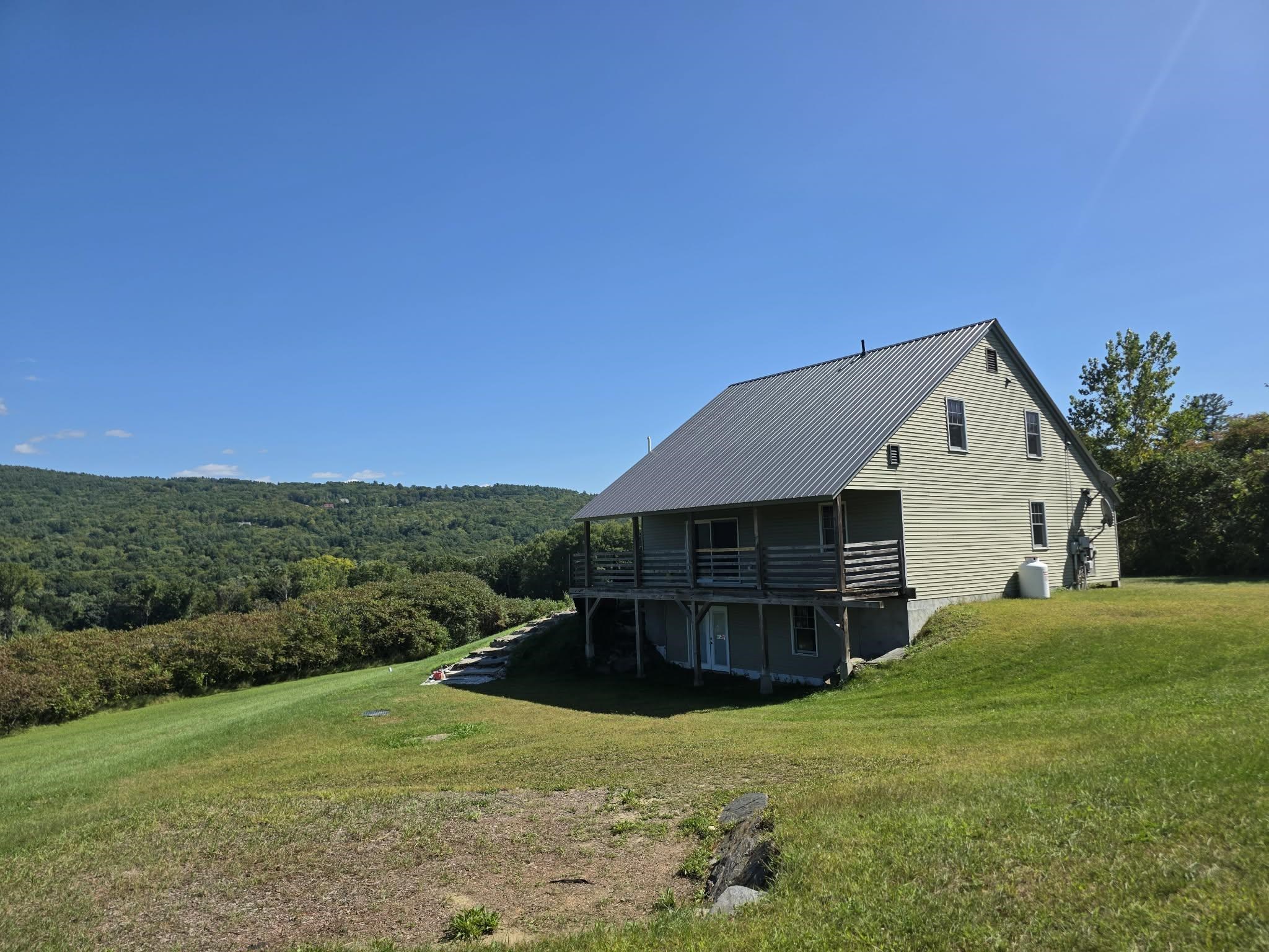 135 Winterbell Drive photo 14