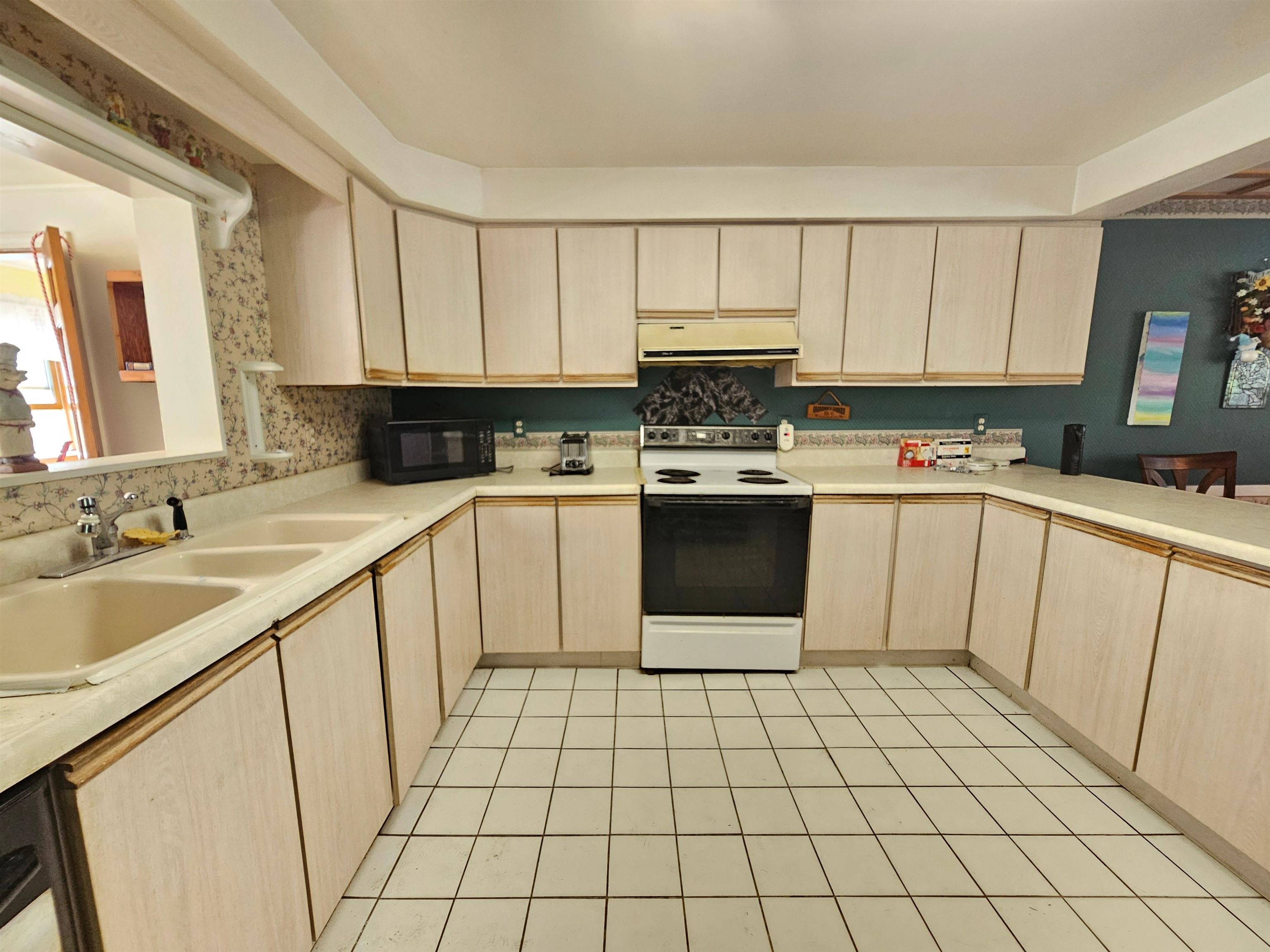 94 Canal Drive photo 15