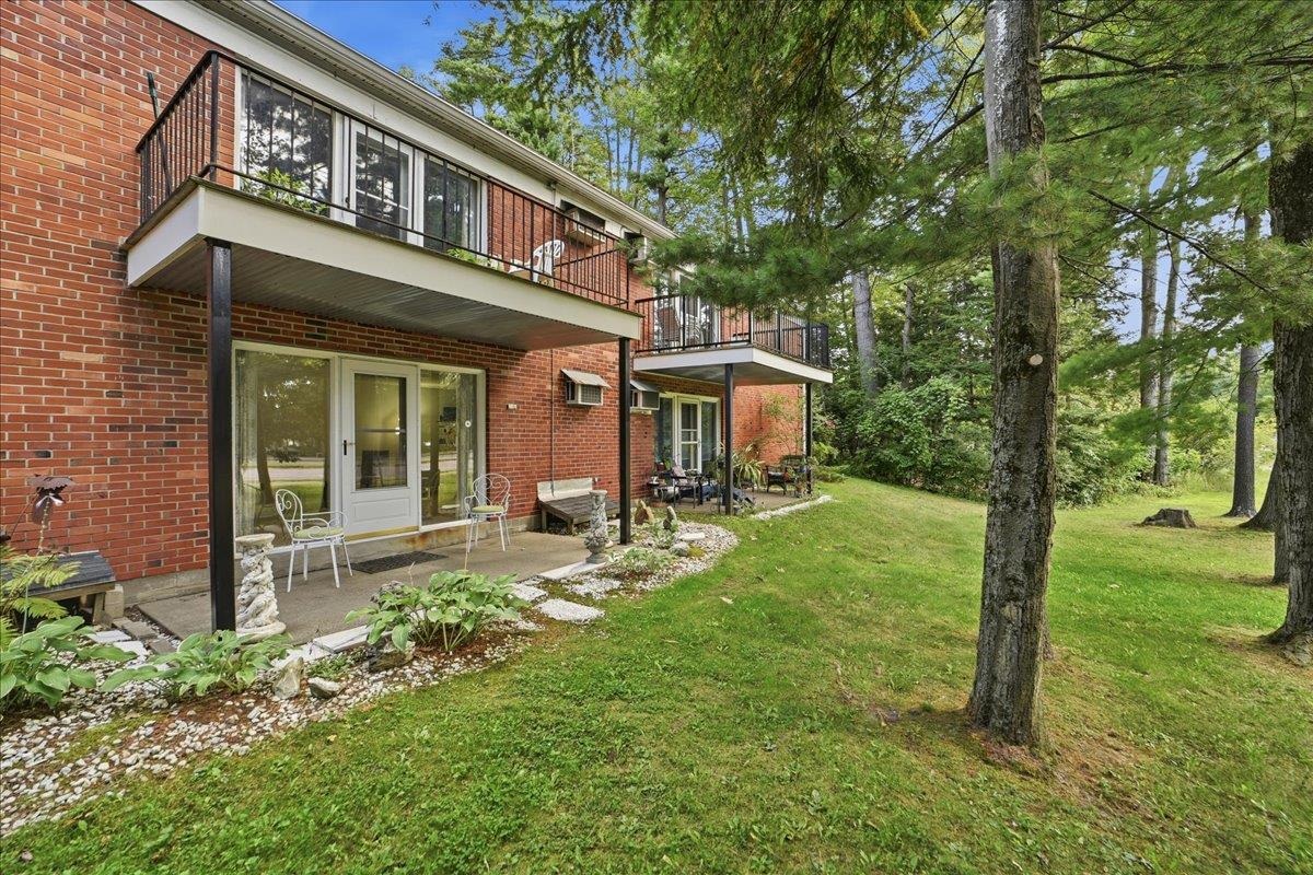 100 Kennedy Drive photo 21