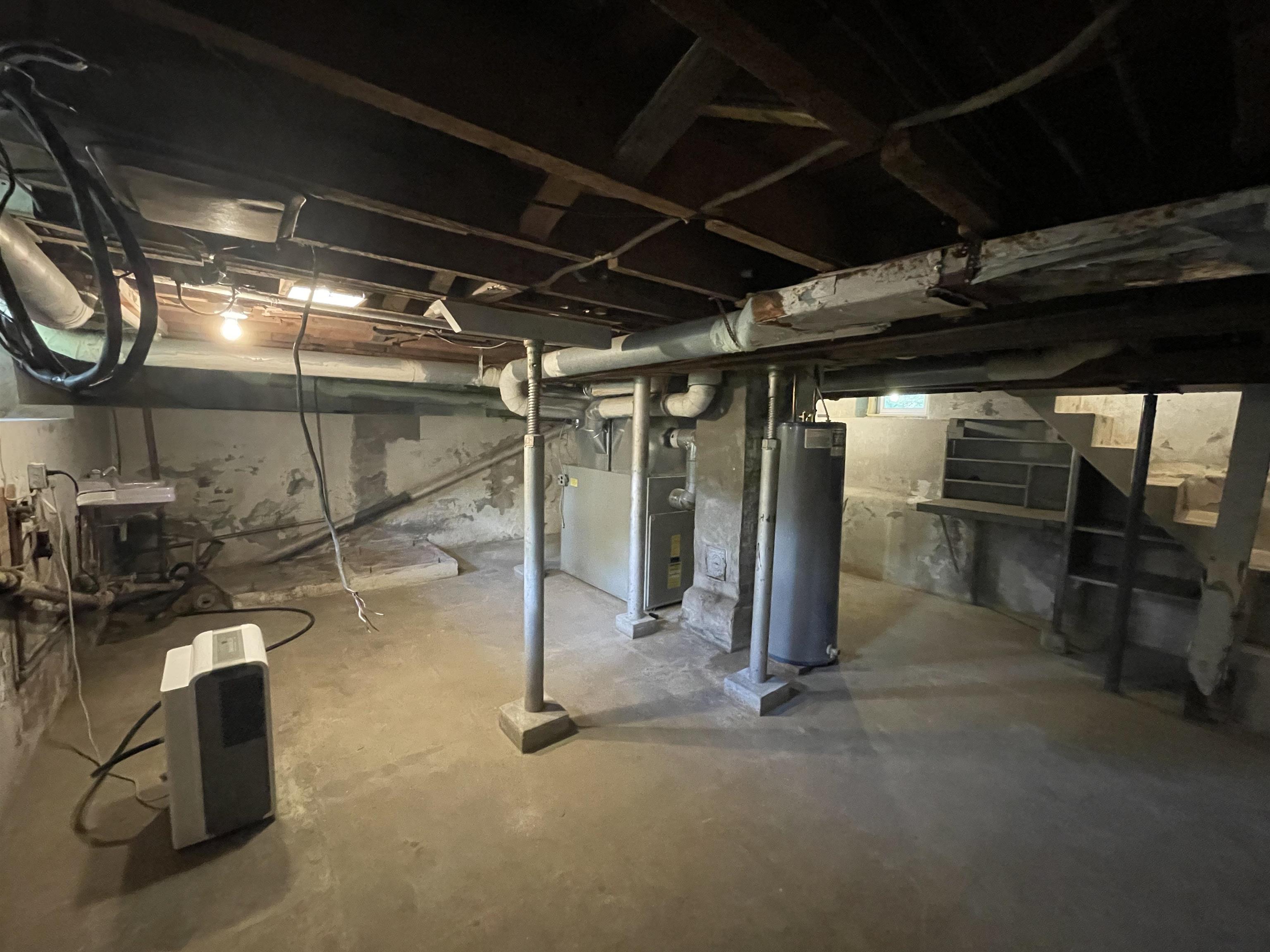 32 Pleasant Street photo 22