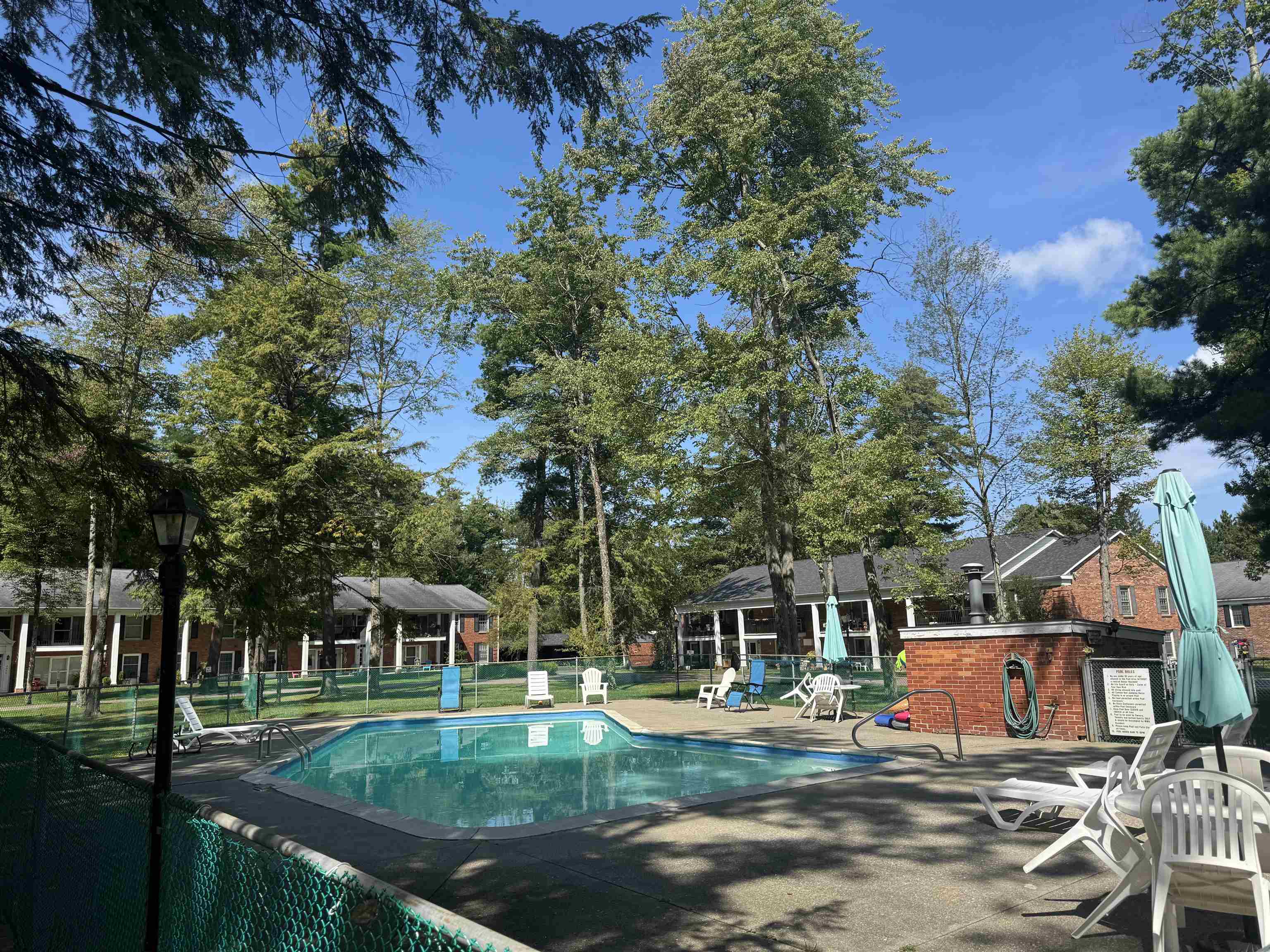 100 Kennedy Drive photo 23