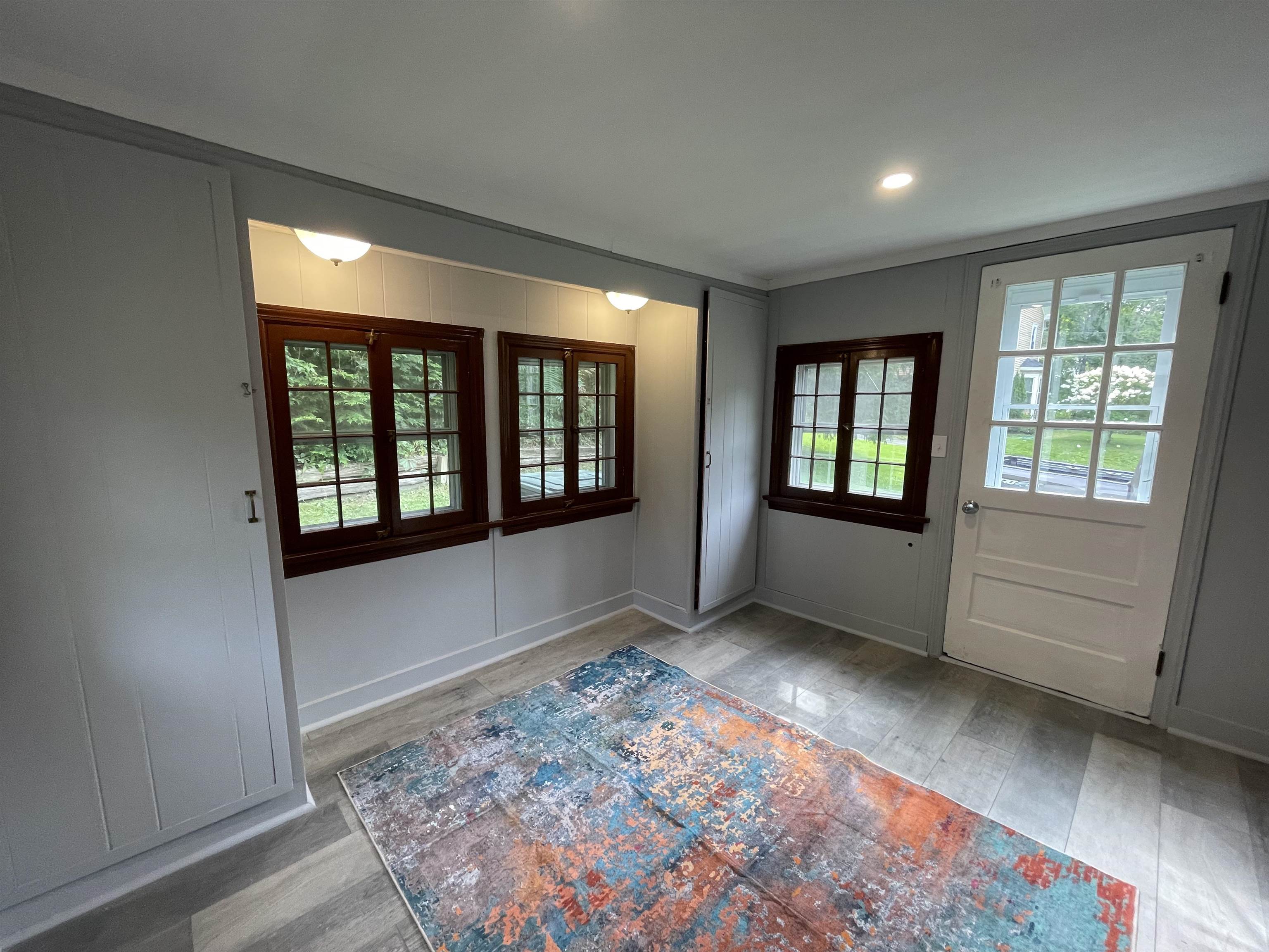 32 Pleasant Street photo 24