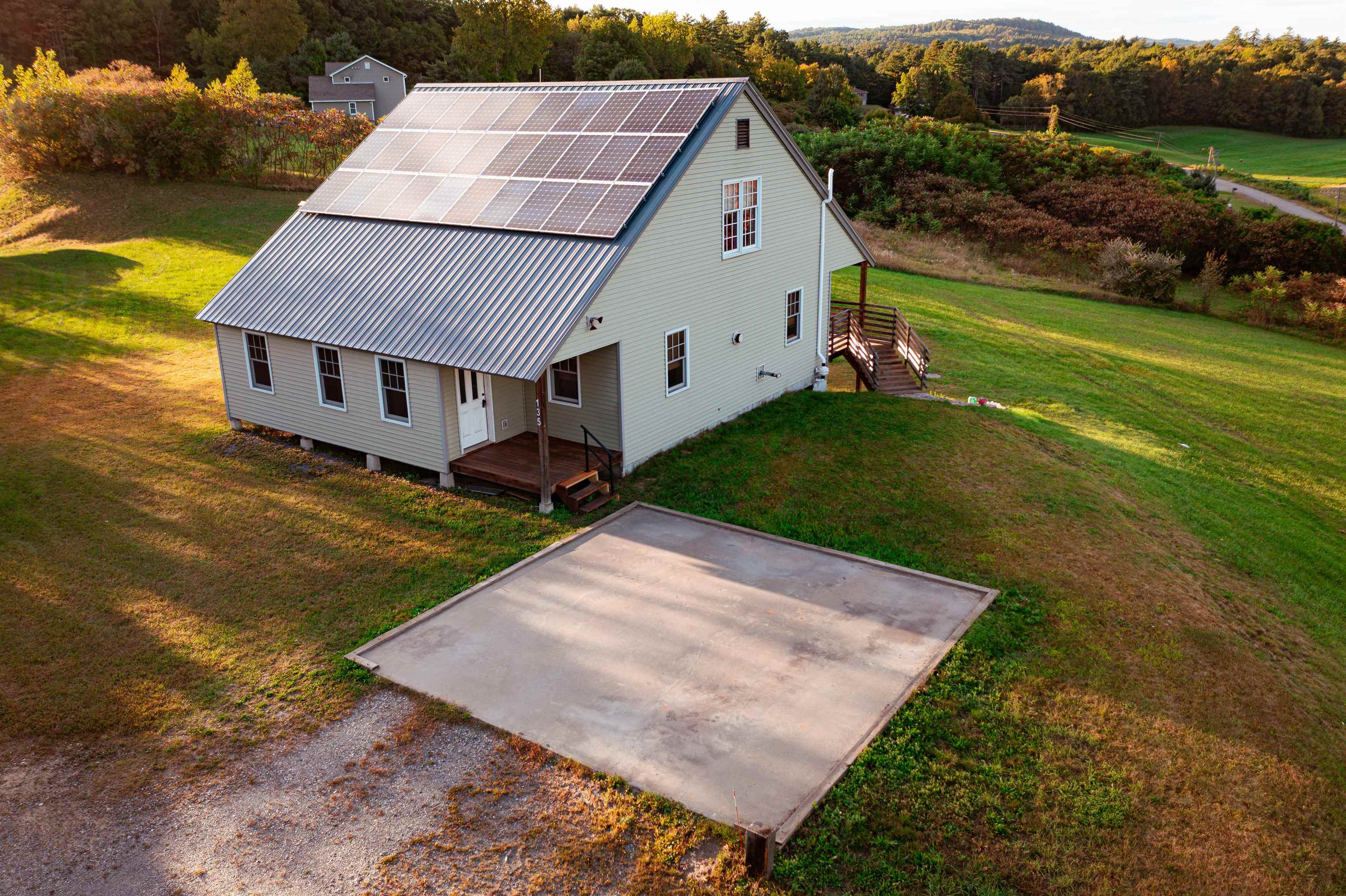 135 Winterbell Drive photo 6