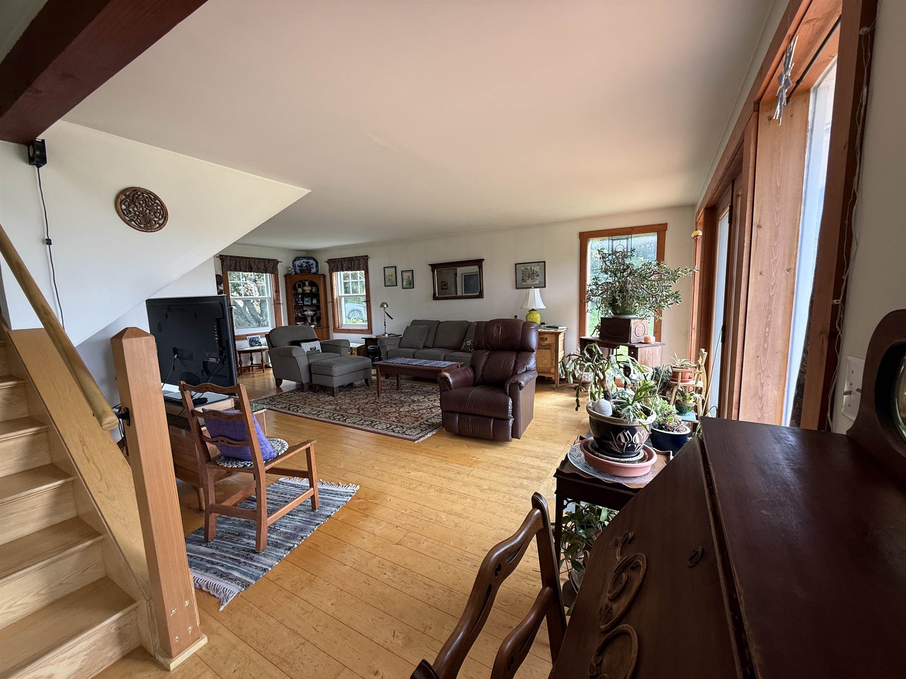 2817 Braintree Hill Road photo 12