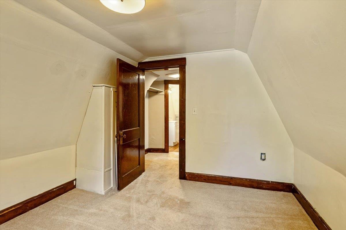 19 Allen Street photo 14