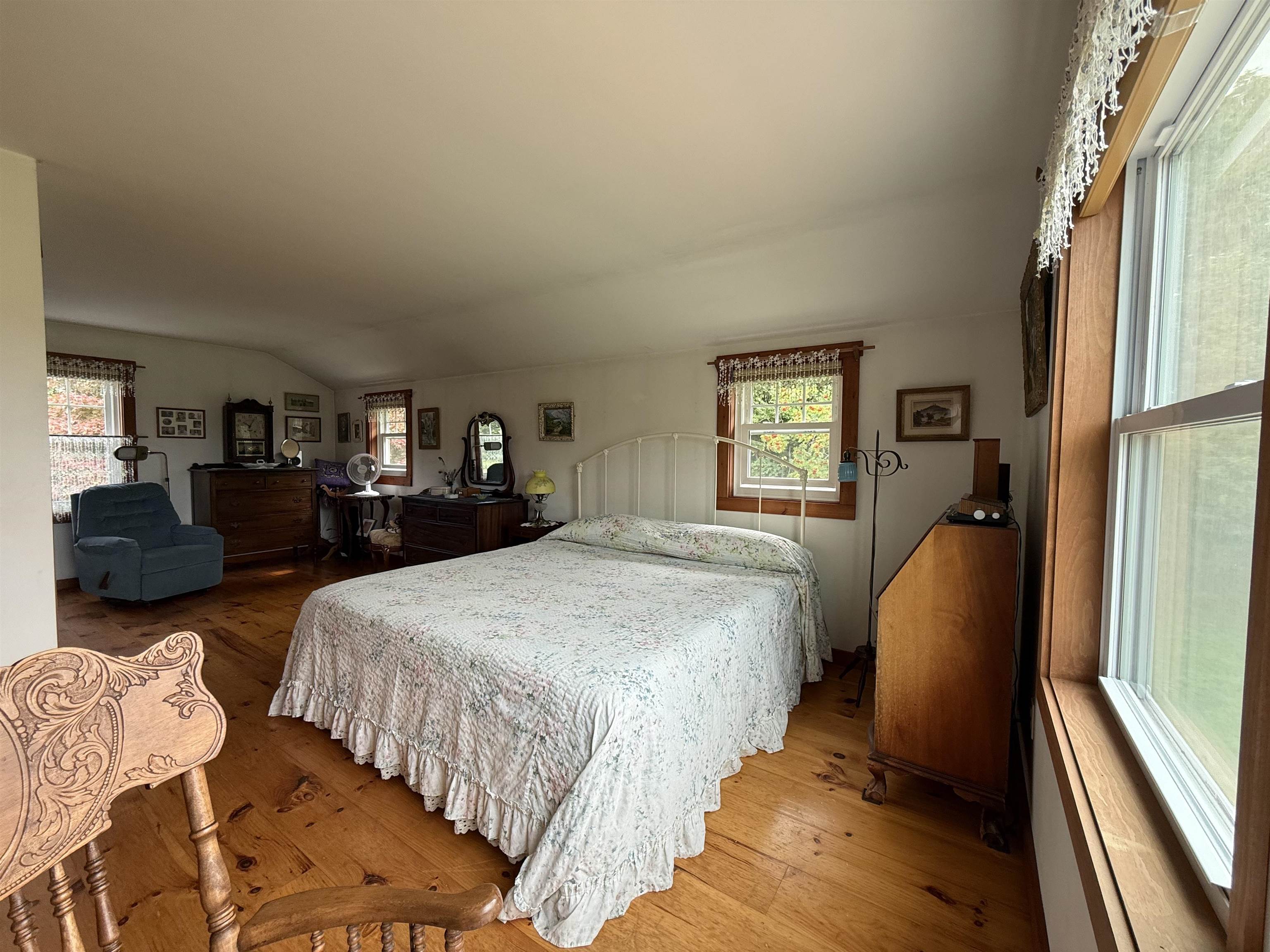 2817 Braintree Hill Road photo 22