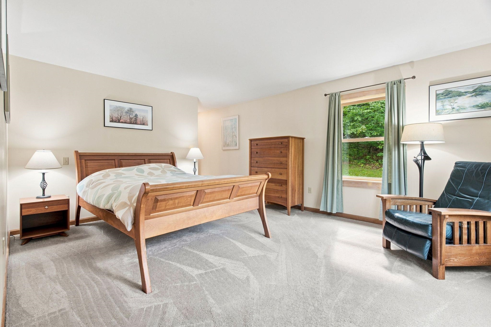 56 Sundback Lane photo 33