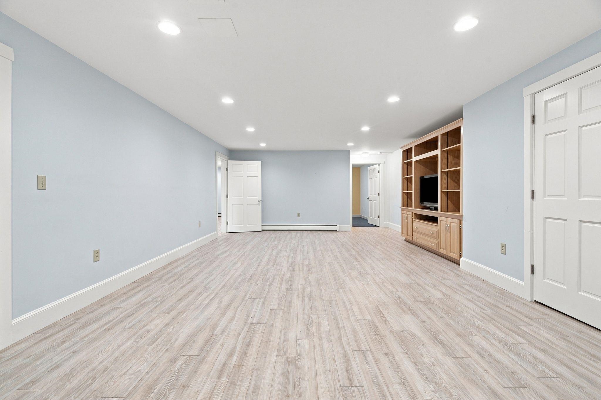 56 Sundback Lane photo 46