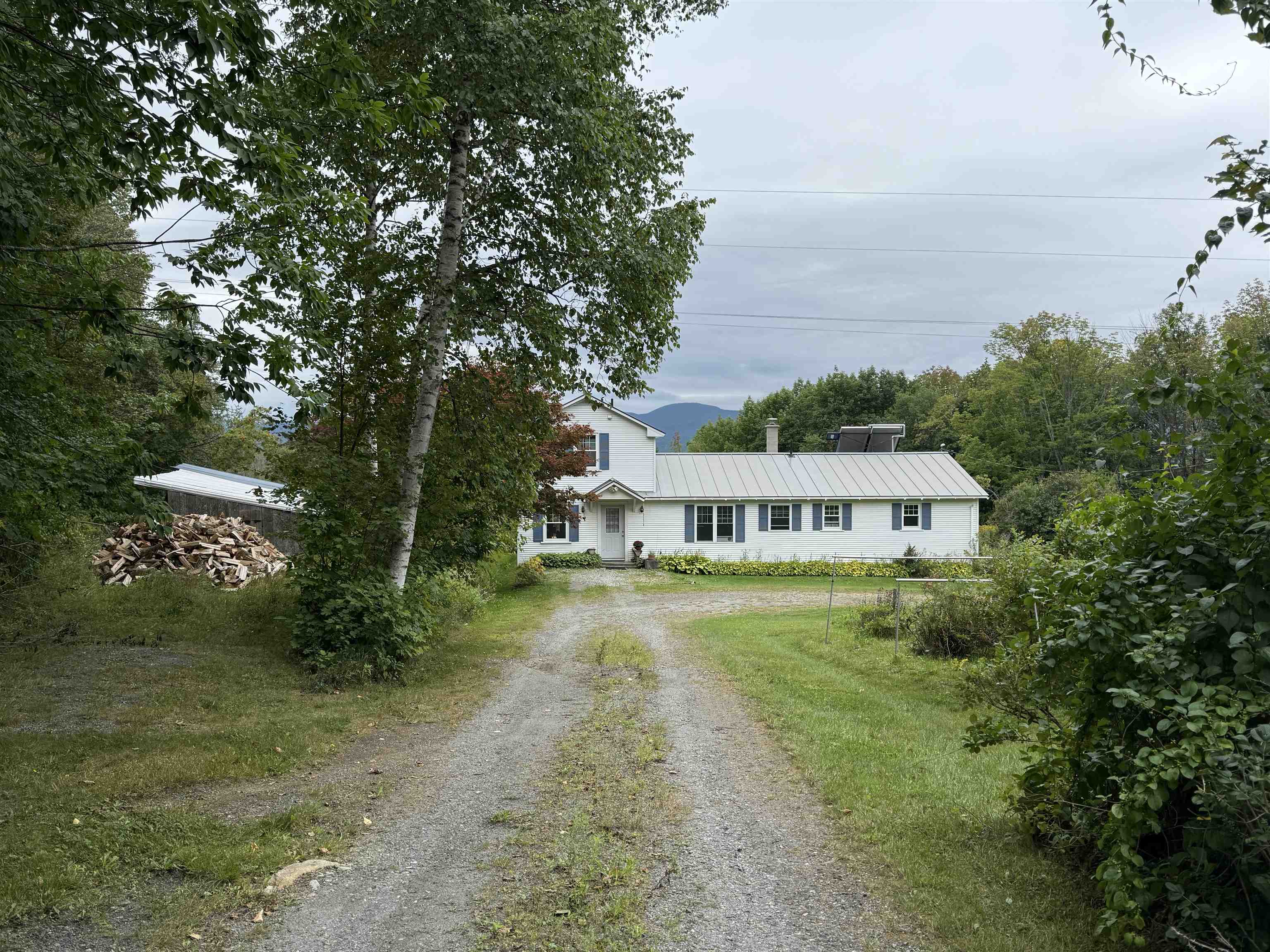 2817 Braintree Hill Road photo 6