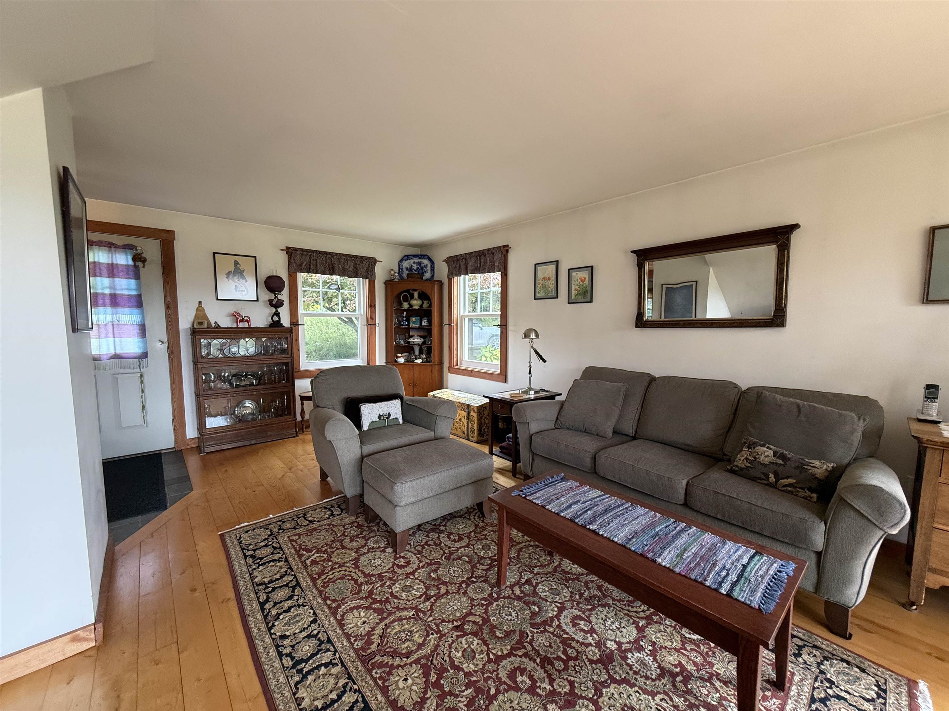 2817 Braintree Hill Road photo 7