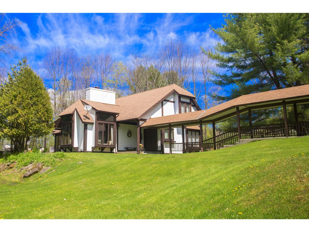 419 Maggies Way photo 1