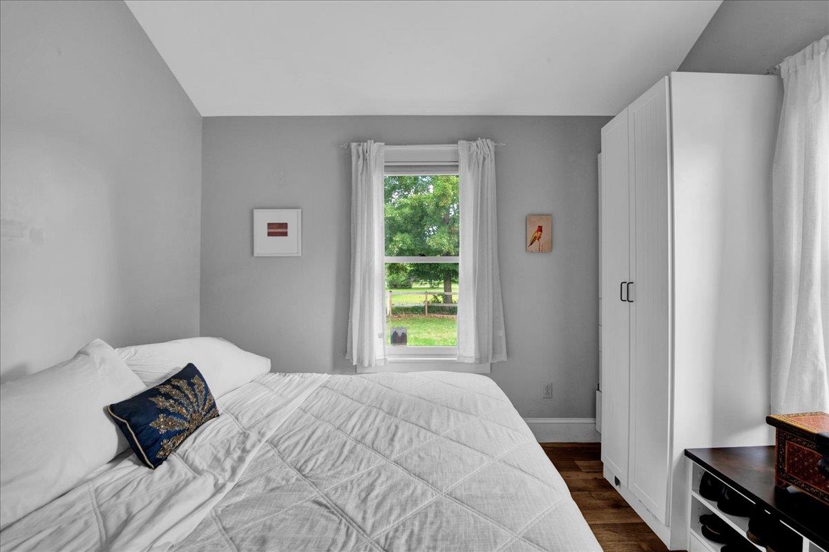 2 Hiawatha Avenue photo 19