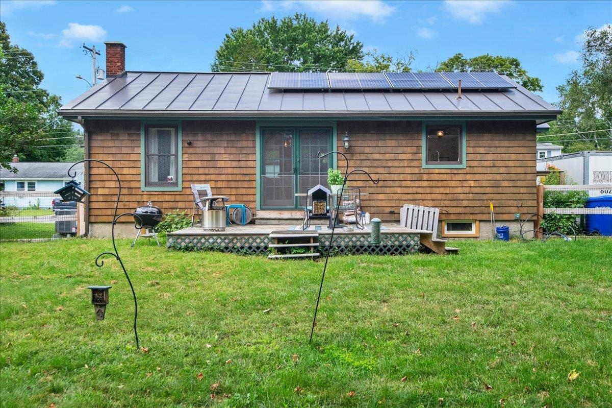 2 Hiawatha Avenue photo 32