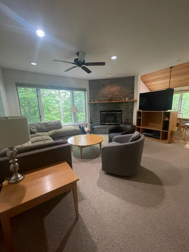 16 Trailside Executive 16 photo 4