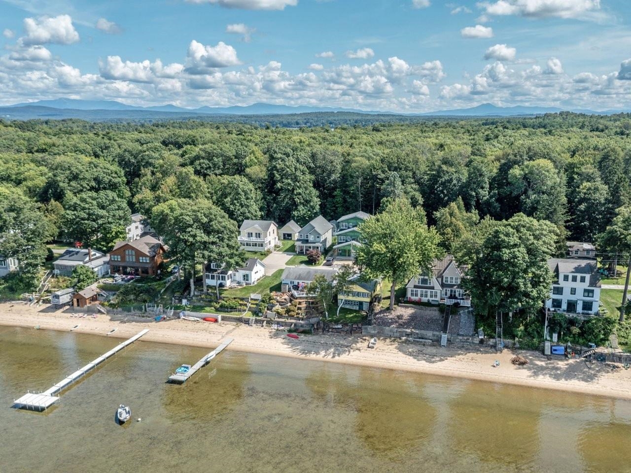 156 Beach Road photo 8