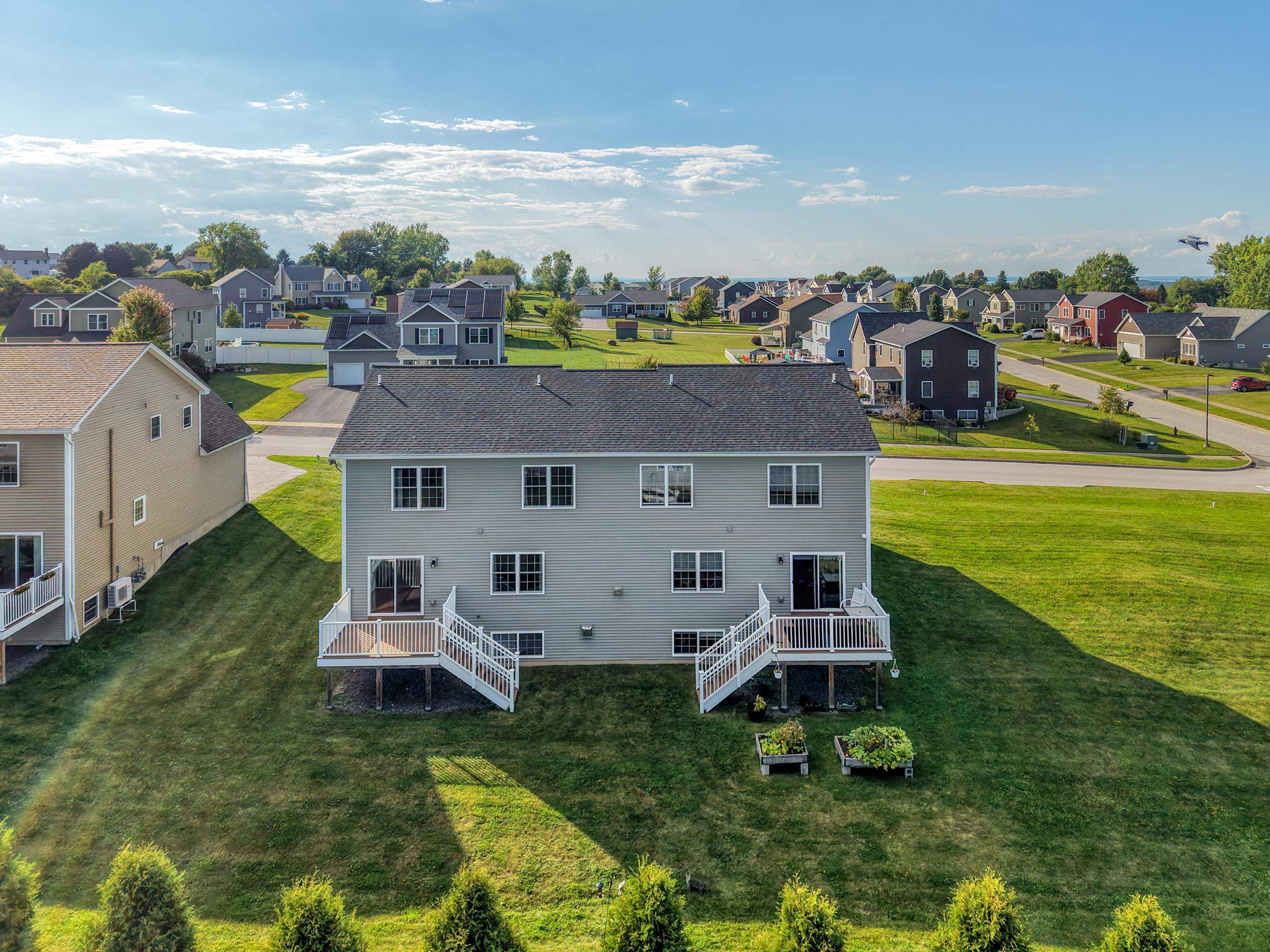 952 Harbor View Drive photo 9