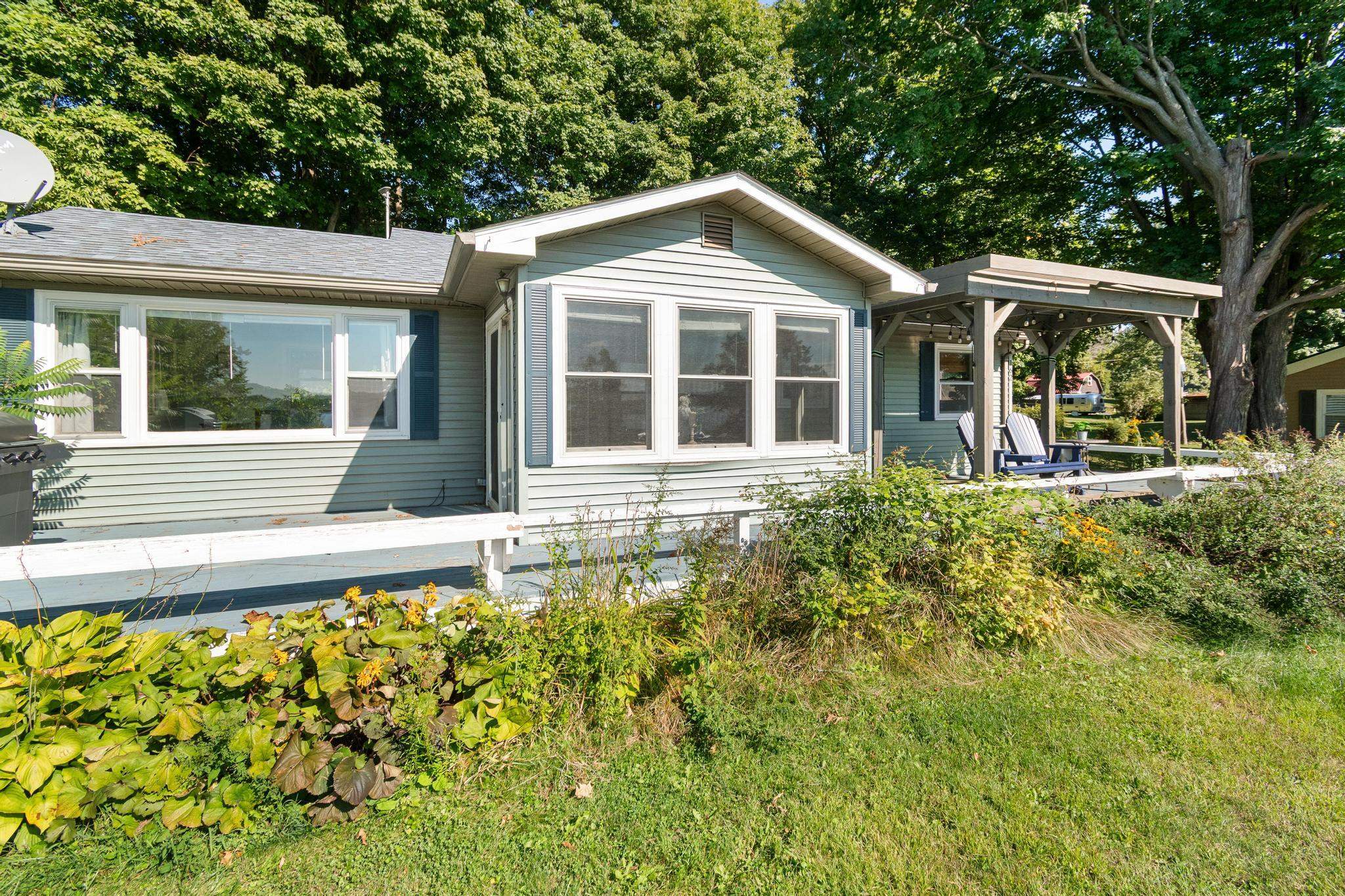 1532 Route 129 photo 5