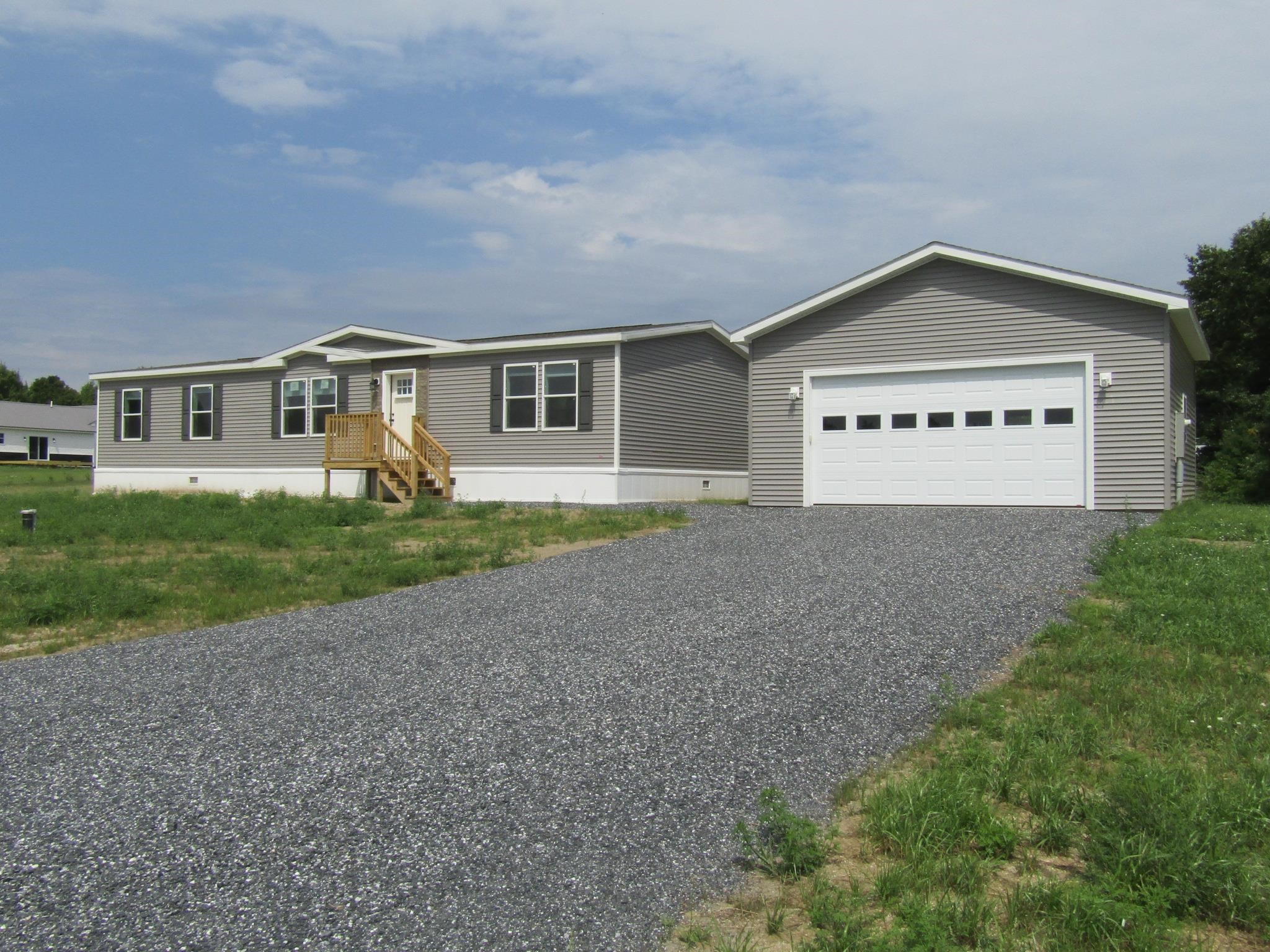 165 Ladimi Circle photo 2