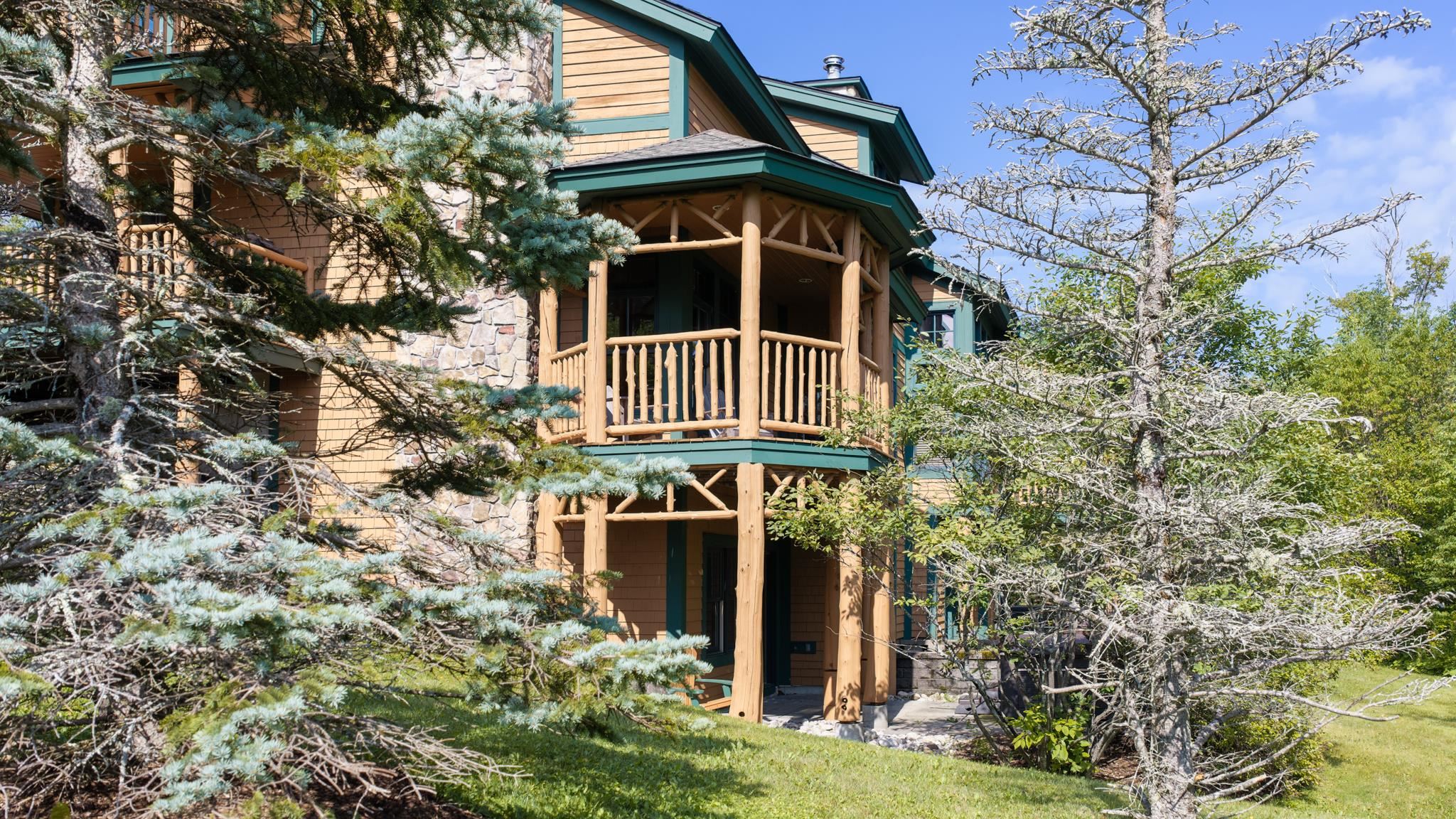 4 Basswood Row photo 2