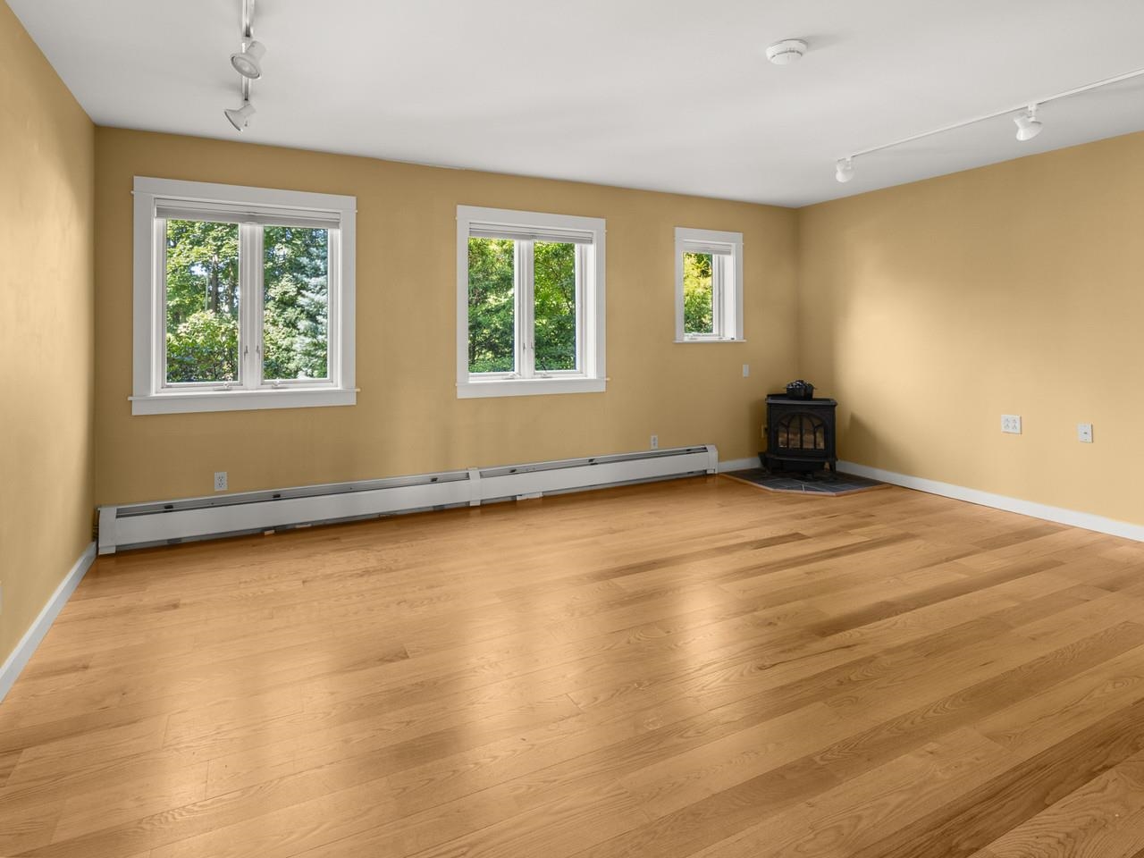106 Ledge Road photo 24