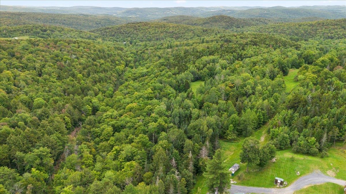 571 Wheeler Road photo 3