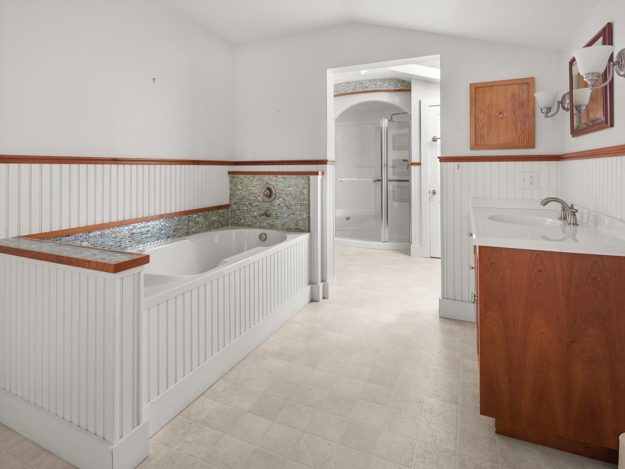 106 Ledge Road photo 35
