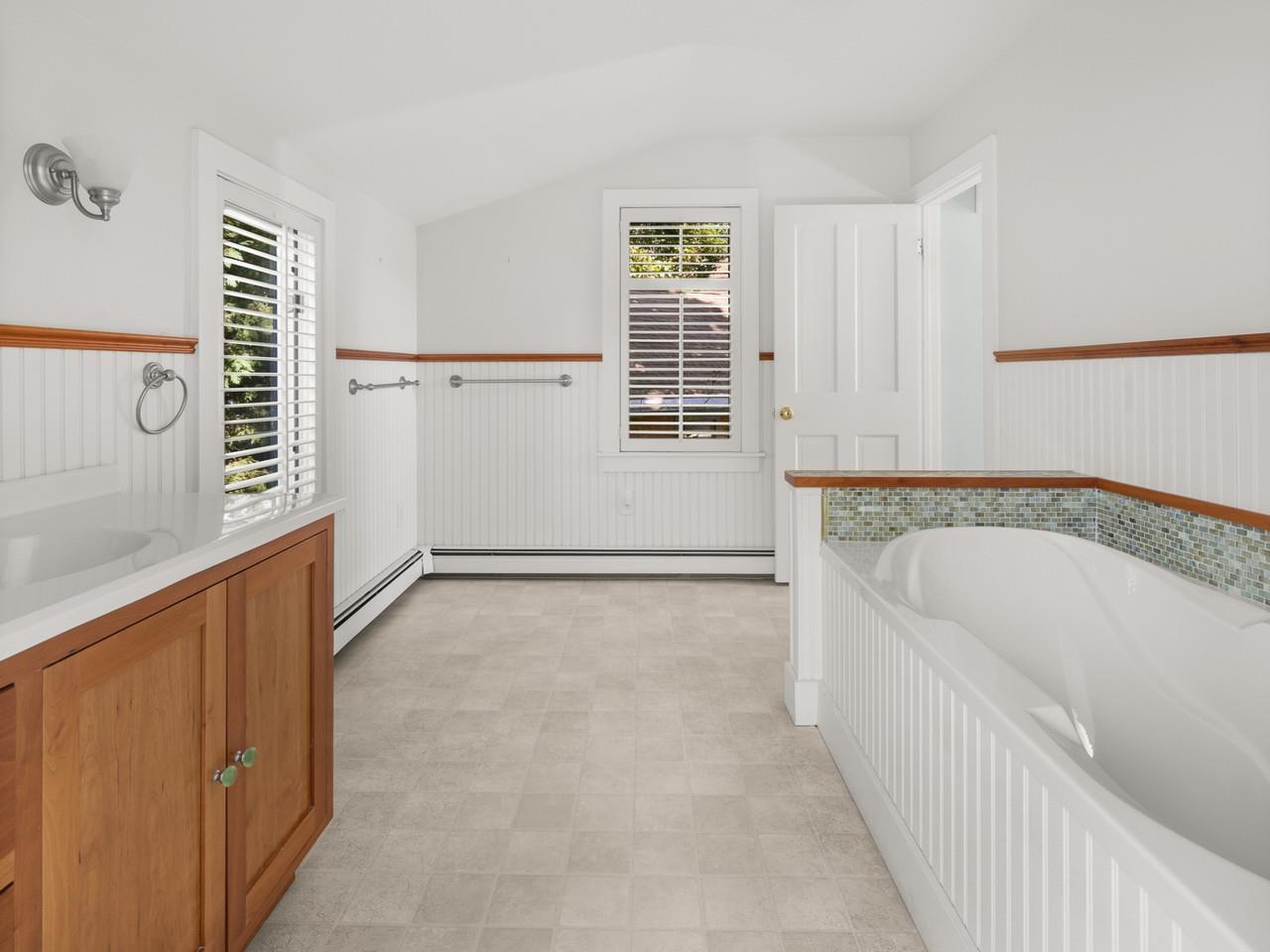 106 Ledge Road photo 36