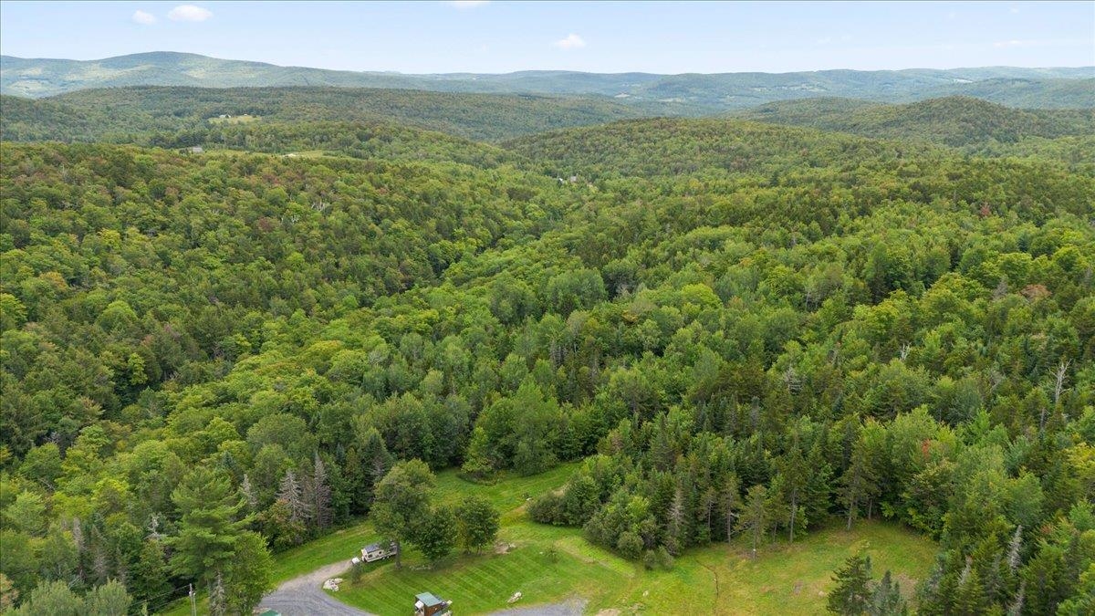 571 Wheeler Road photo 5