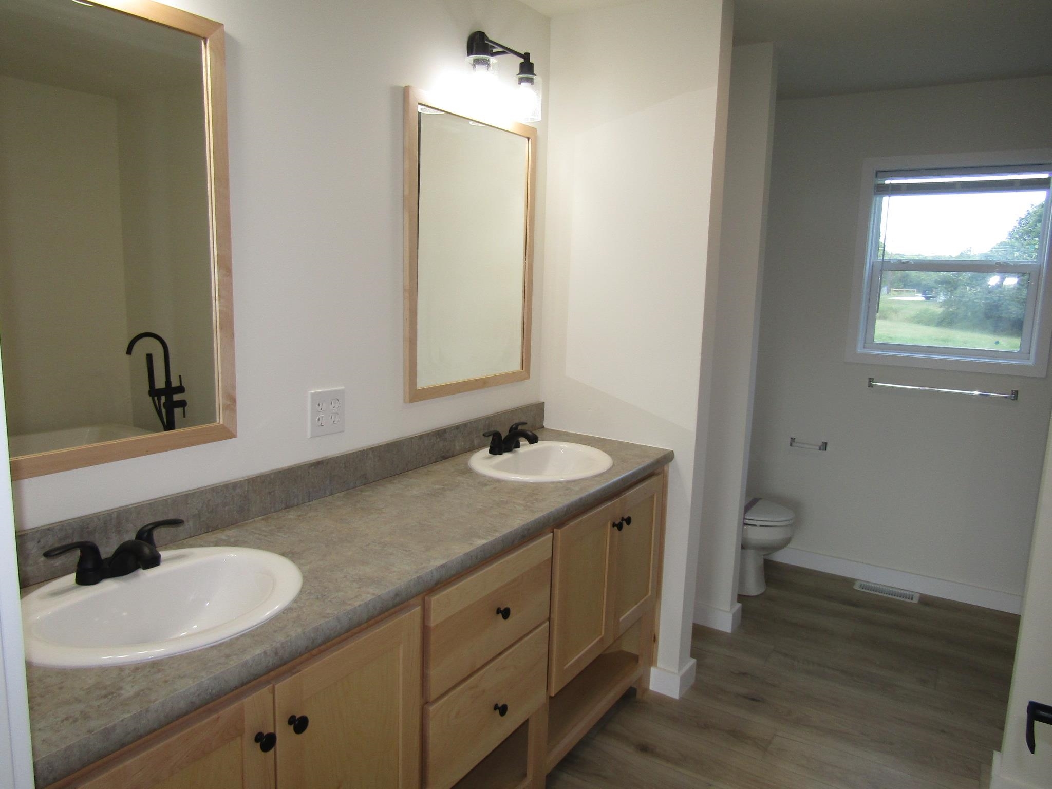 165 Ladimi Circle photo 9