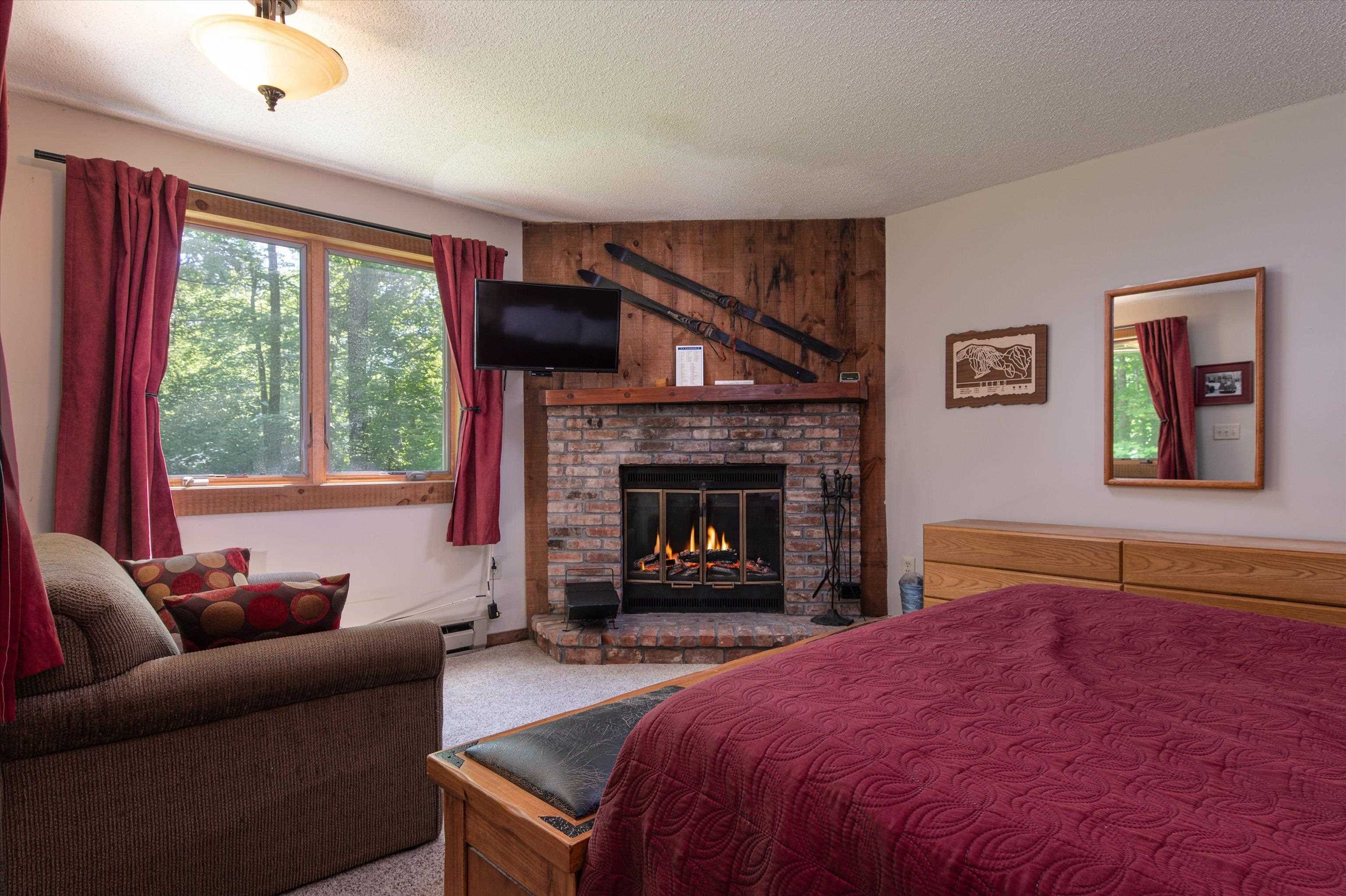 100 Kettlebrook Road photo 9
