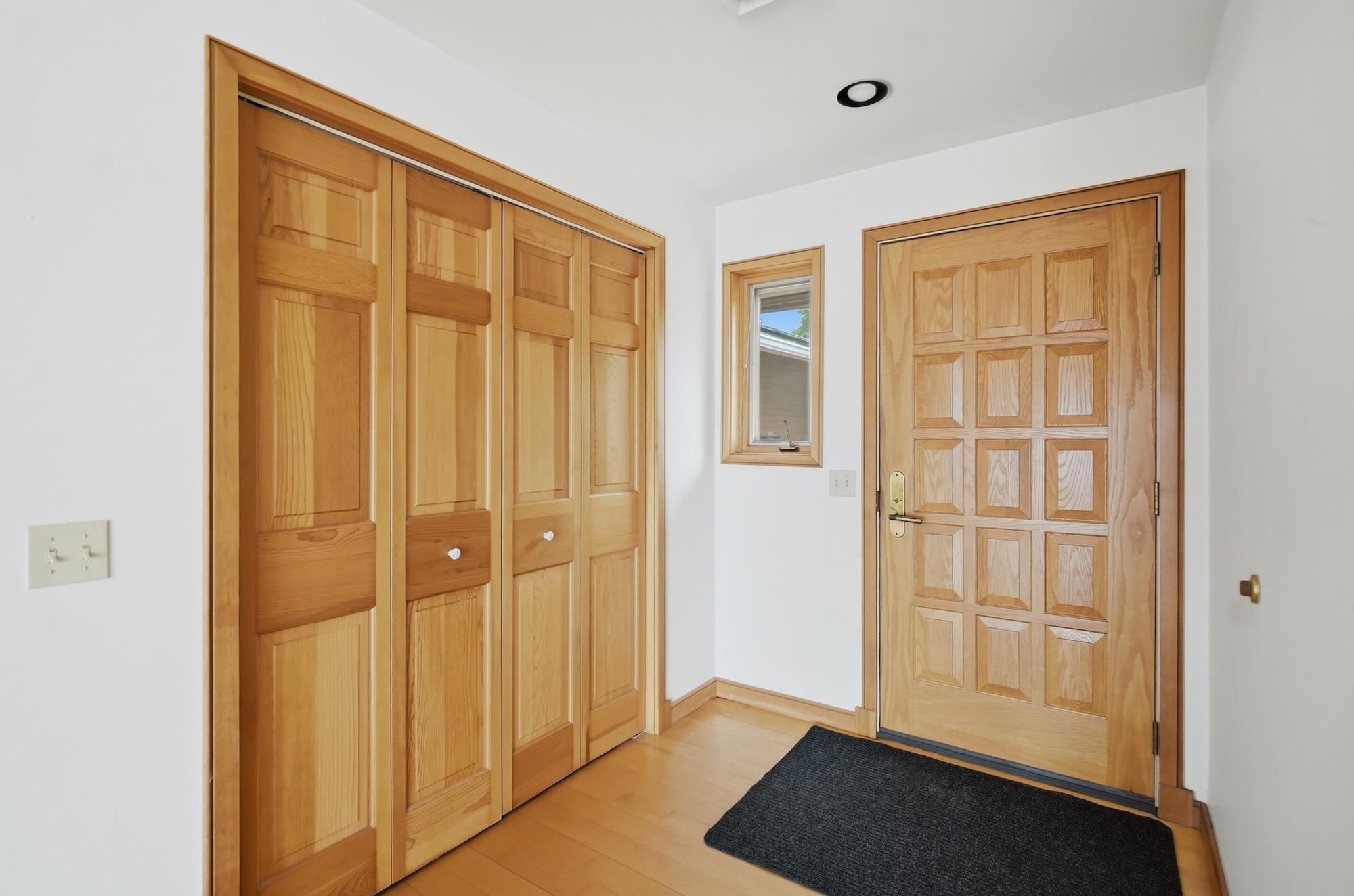 677 Hills Point Road photo 11