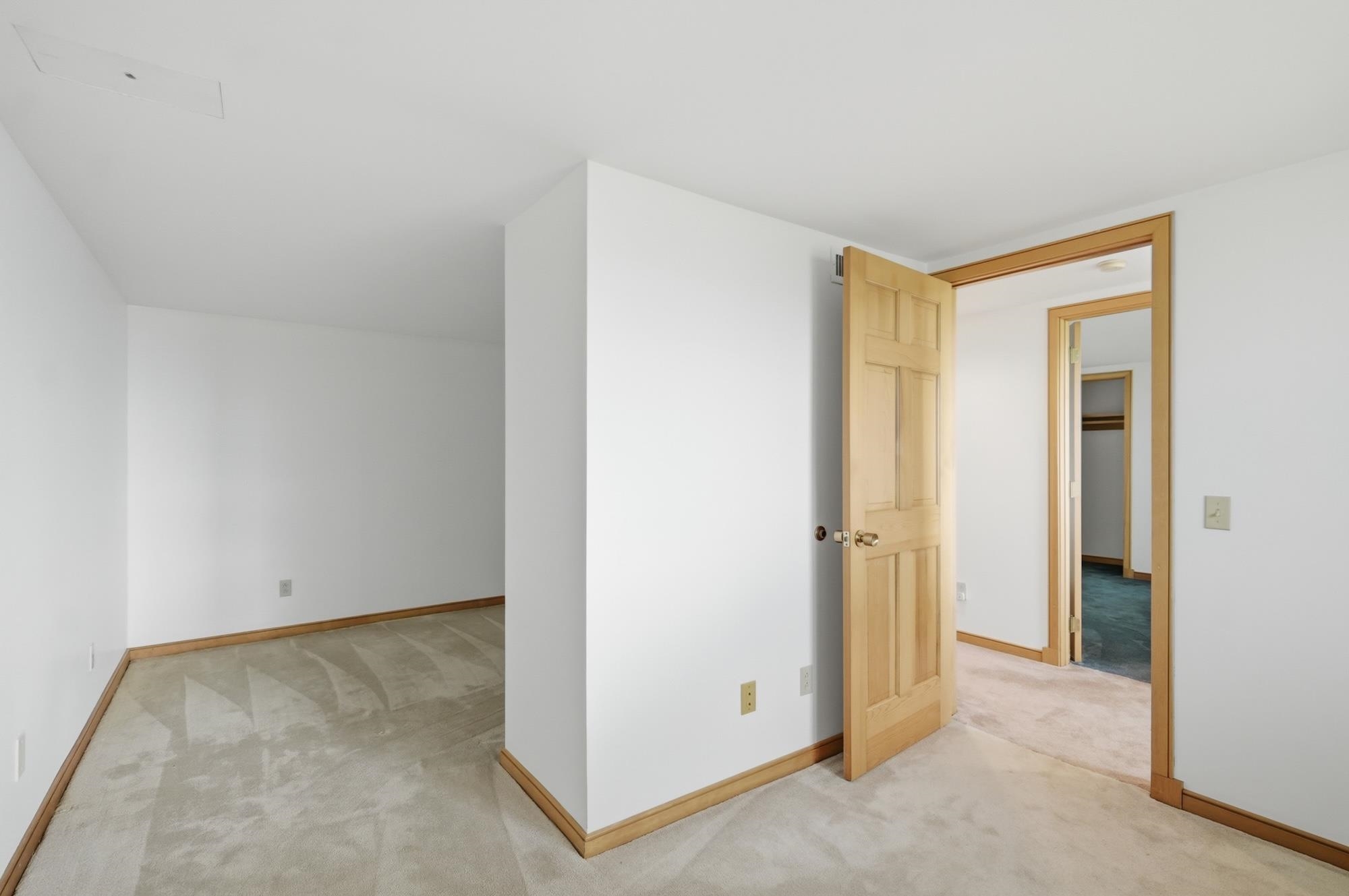 677 Hills Point Road photo 38