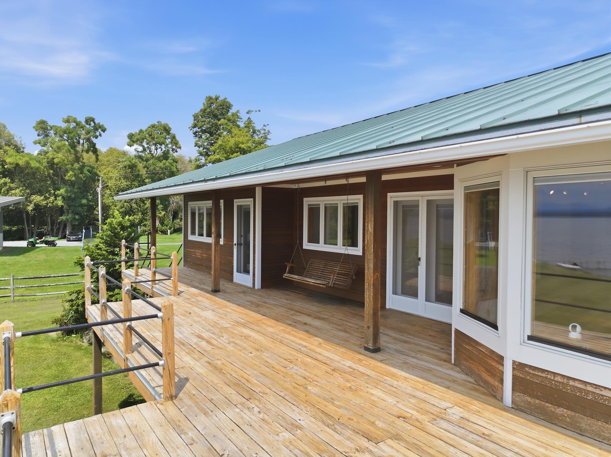 677 Hills Point Road photo 9