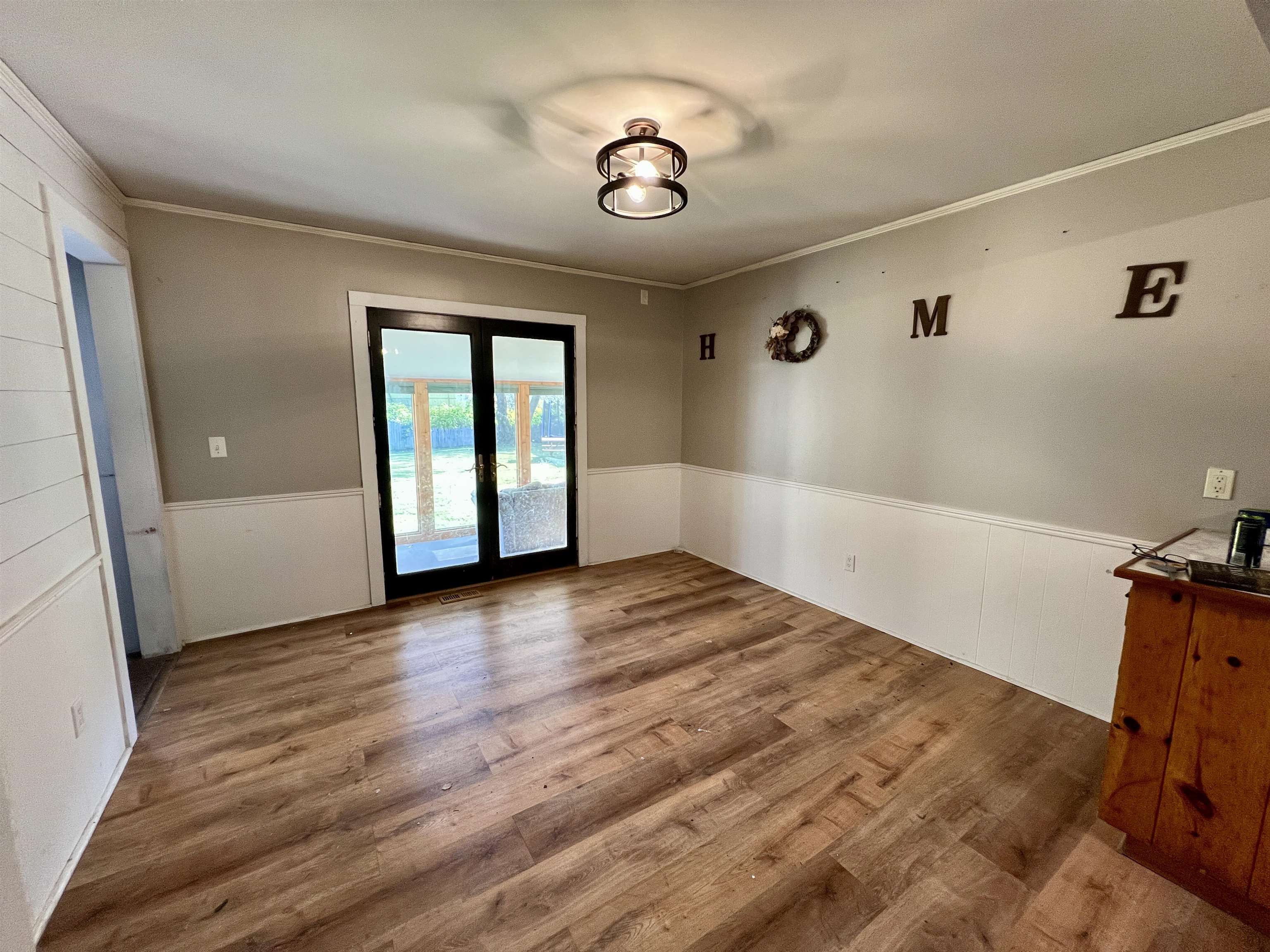 159 Riverdale Road photo 3