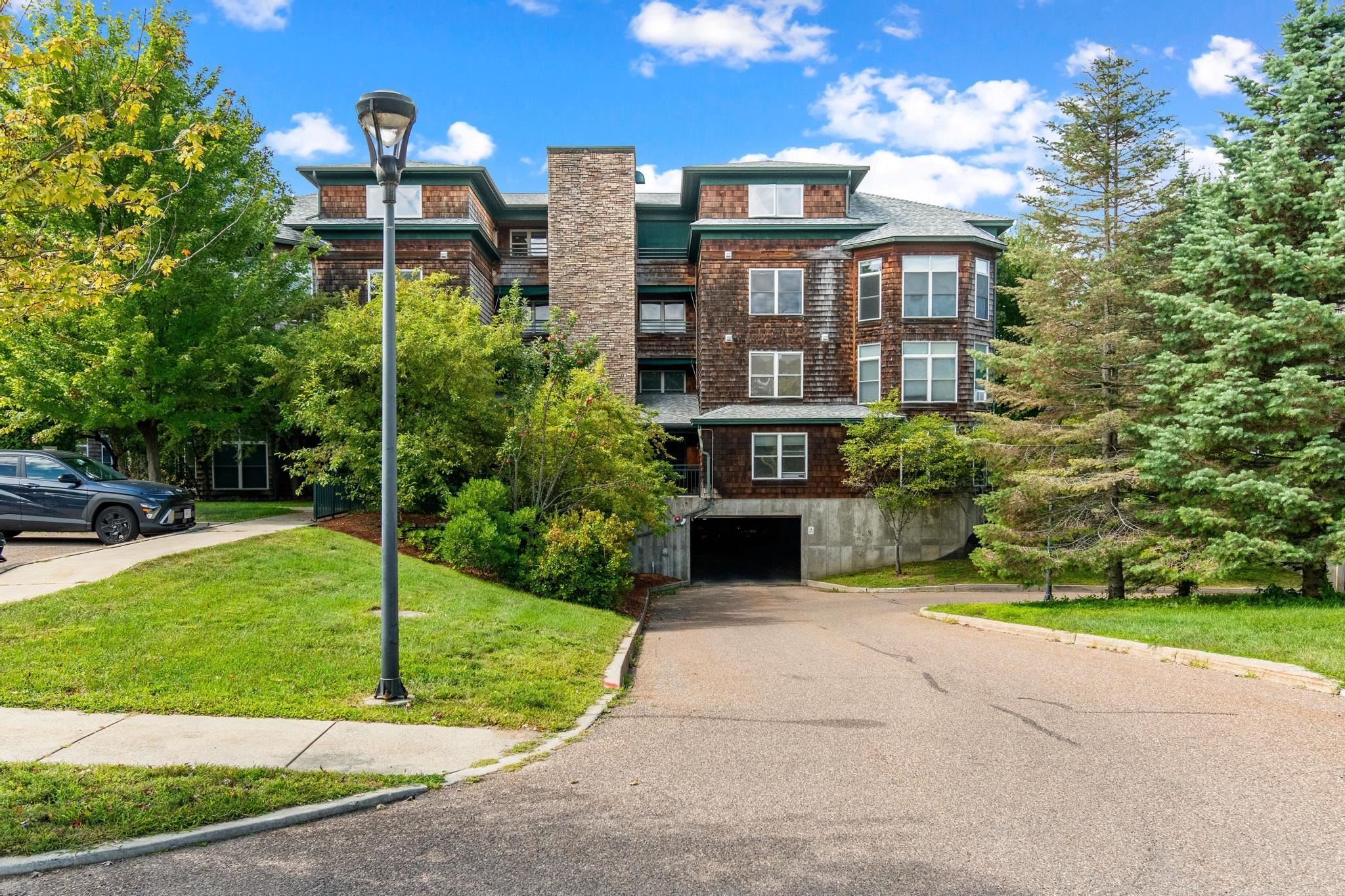 55 Claire Pointe Road photo 3