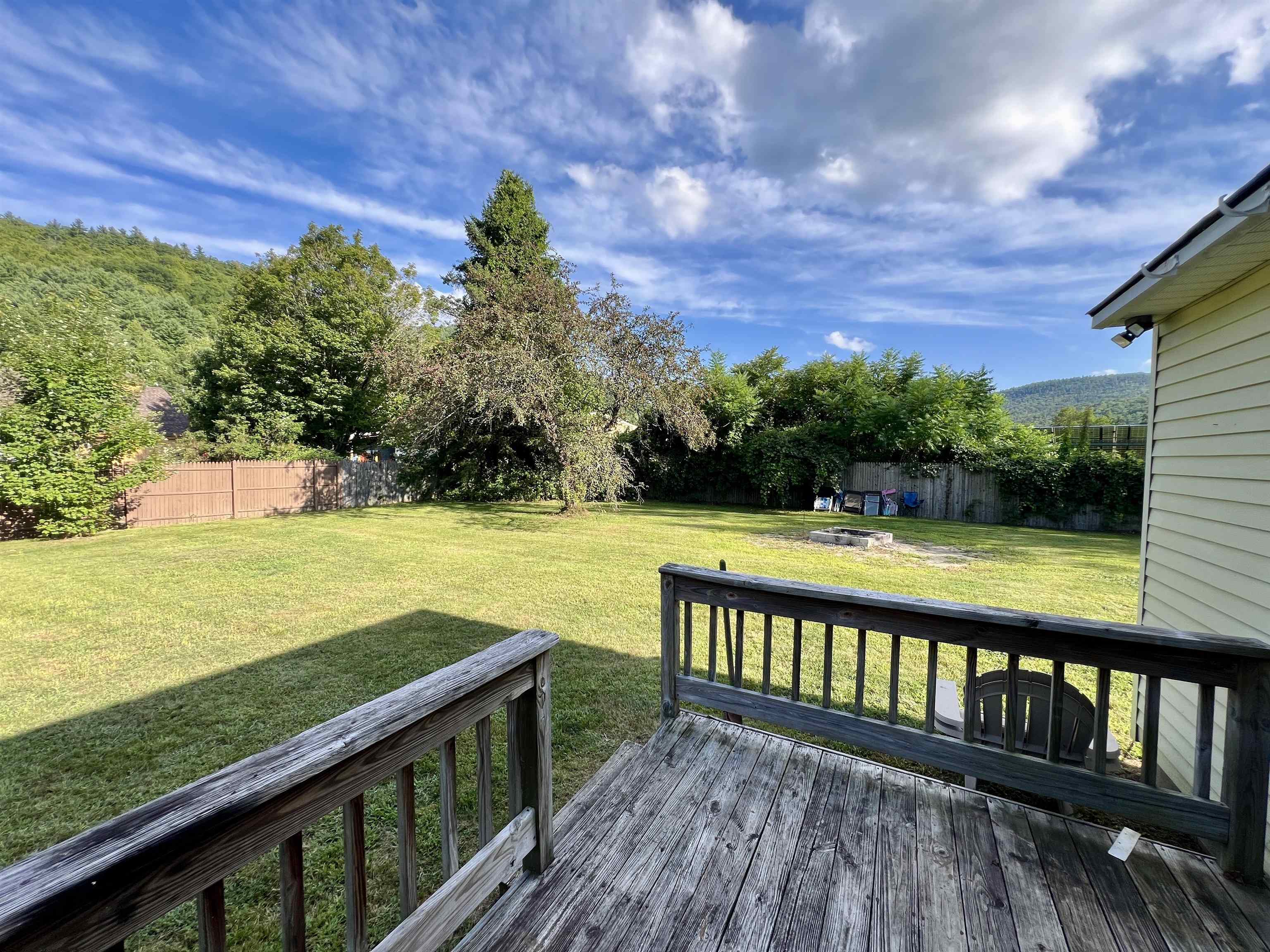 159 Riverdale Road photo 31