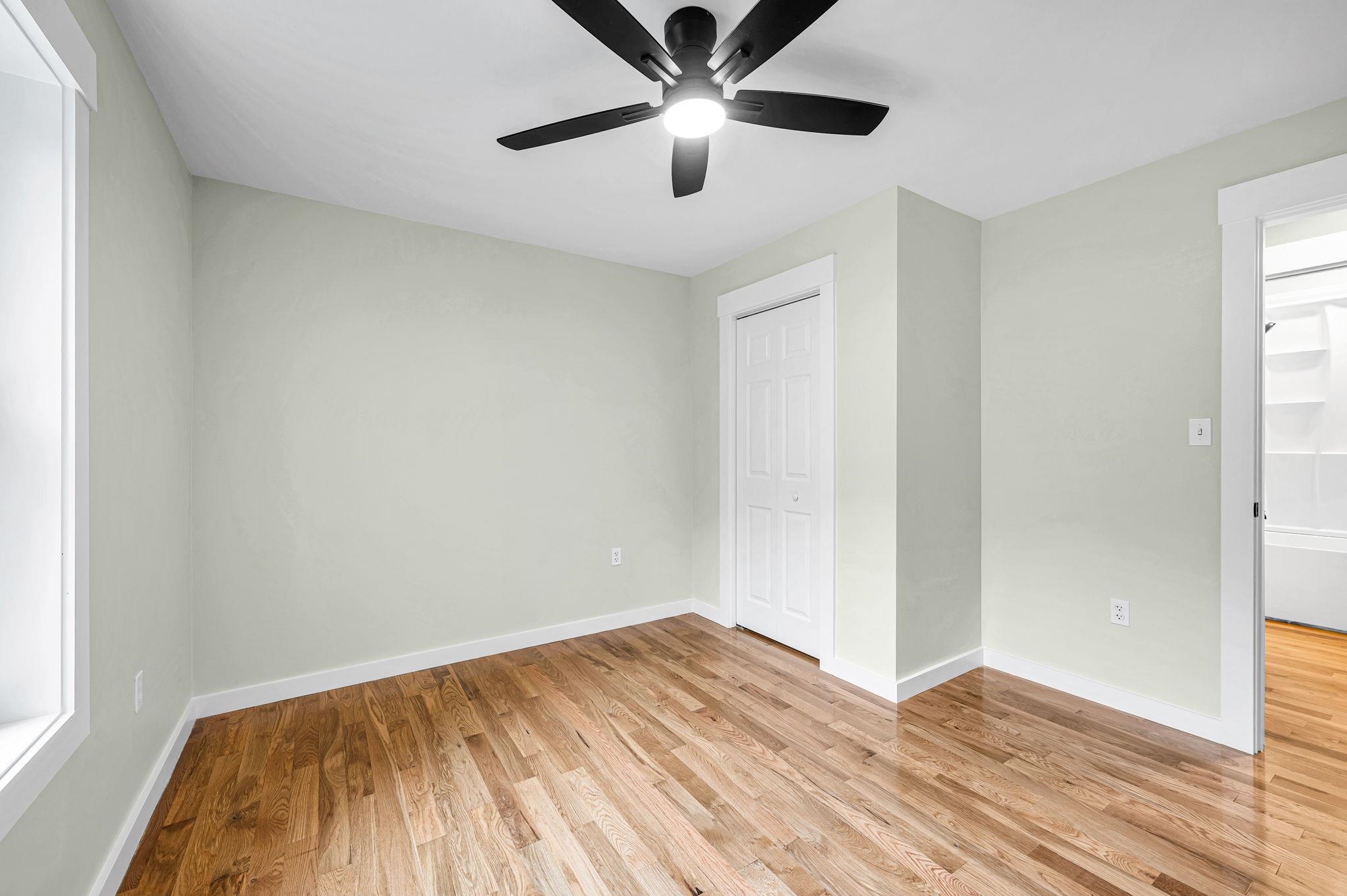 975 Stratton Arlington Road photo 32
