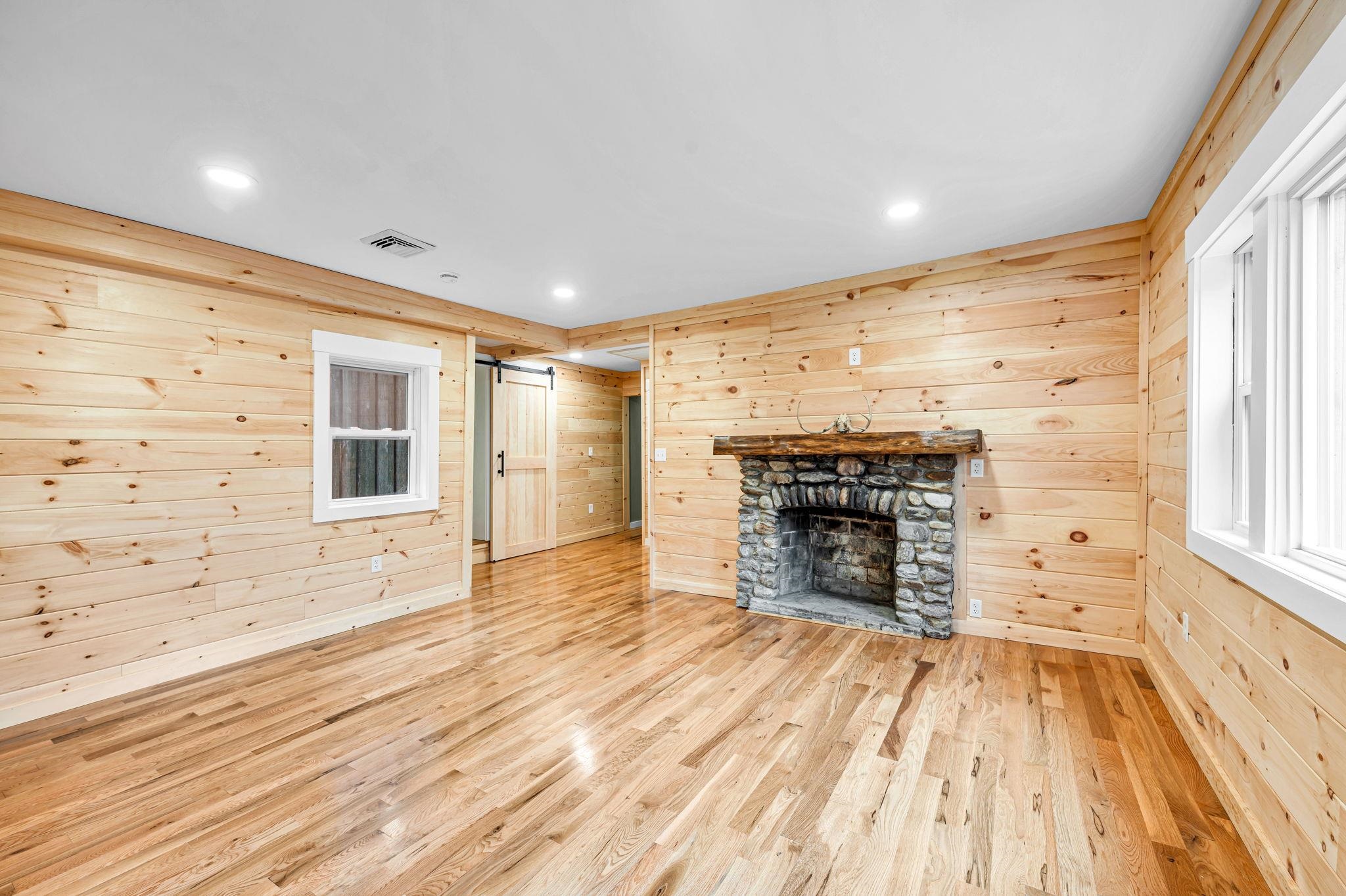 975 Stratton Arlington Road photo 52