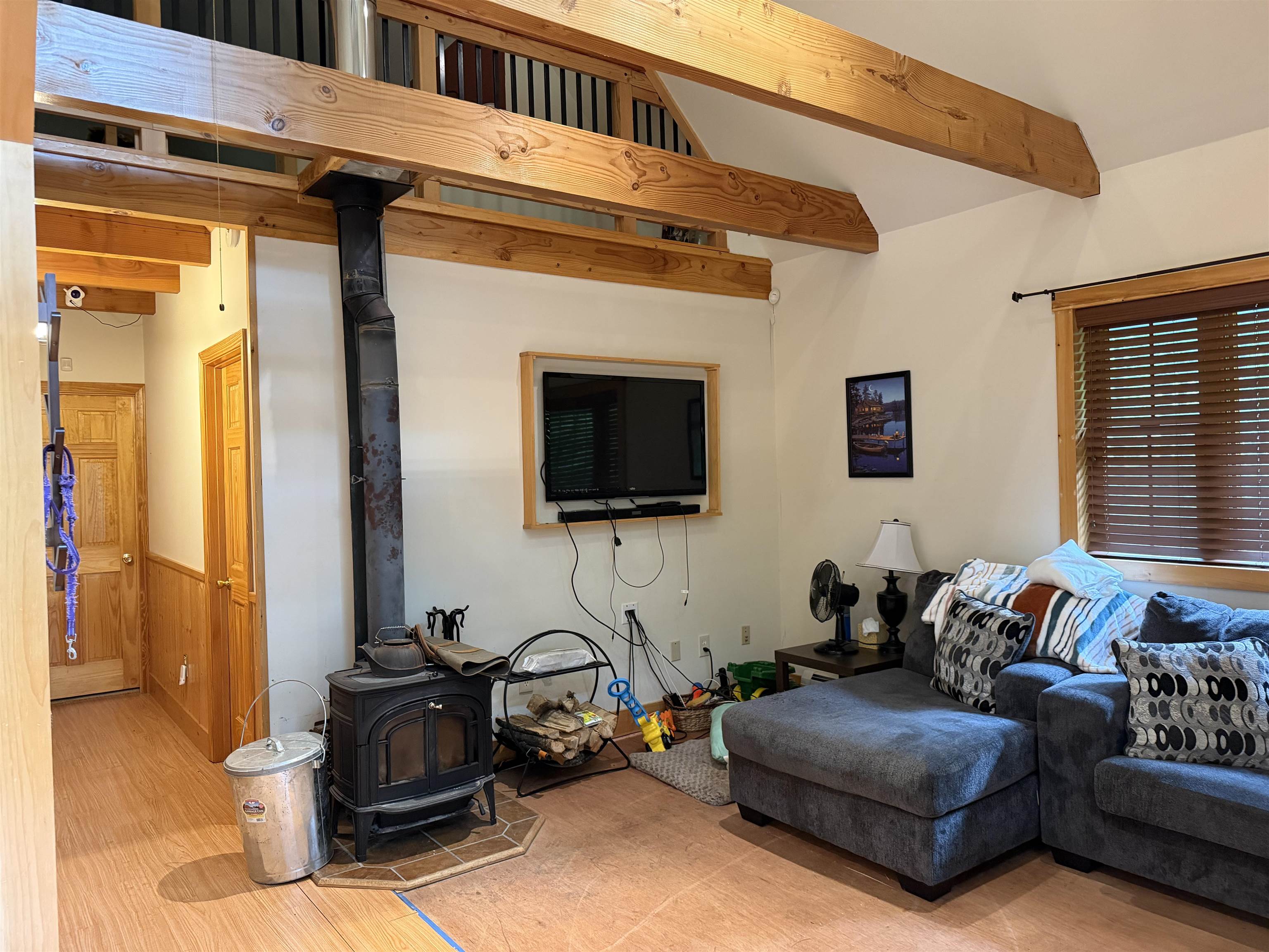 215 Gilbert Road photo 10