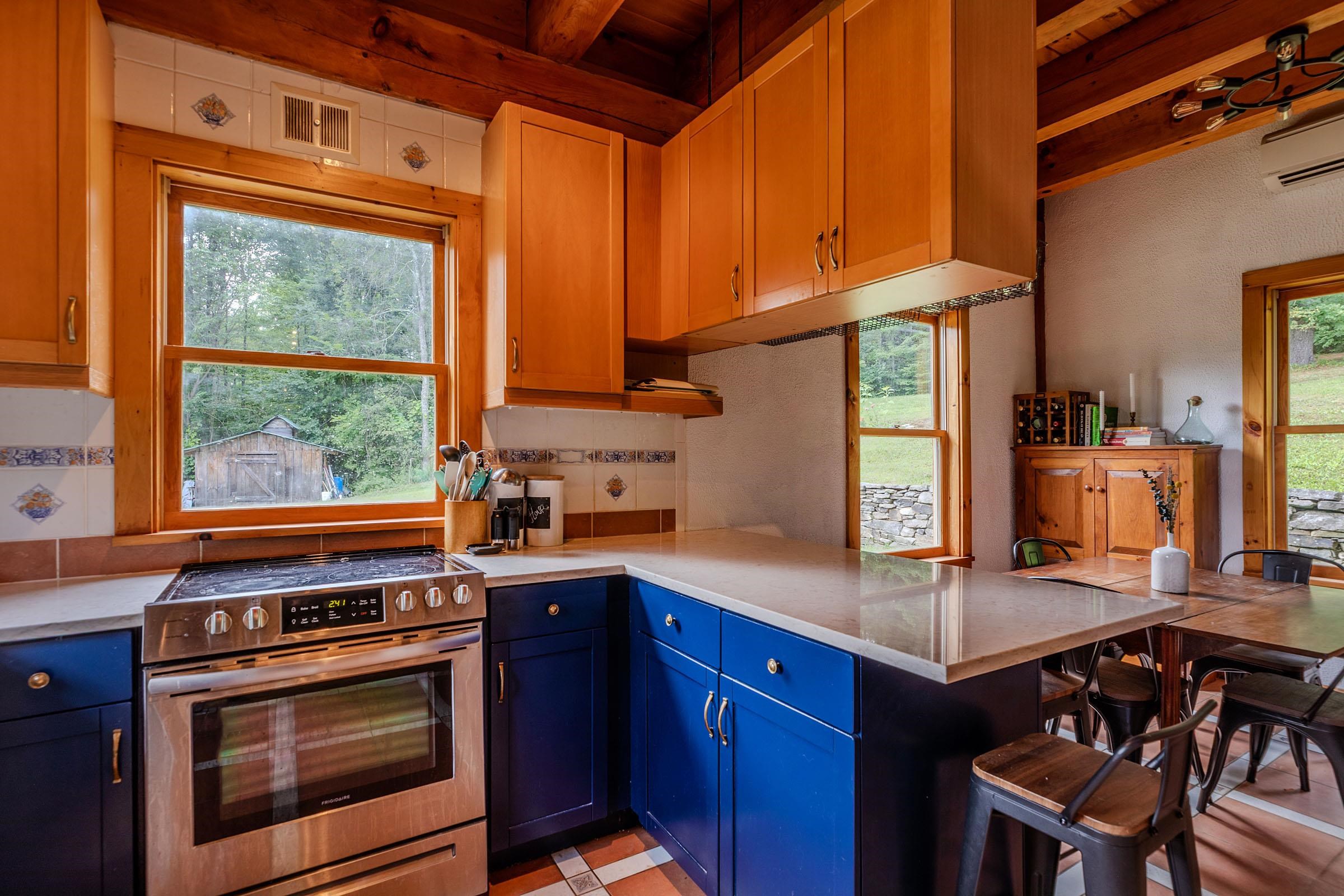 1260 Grafton Road photo 12