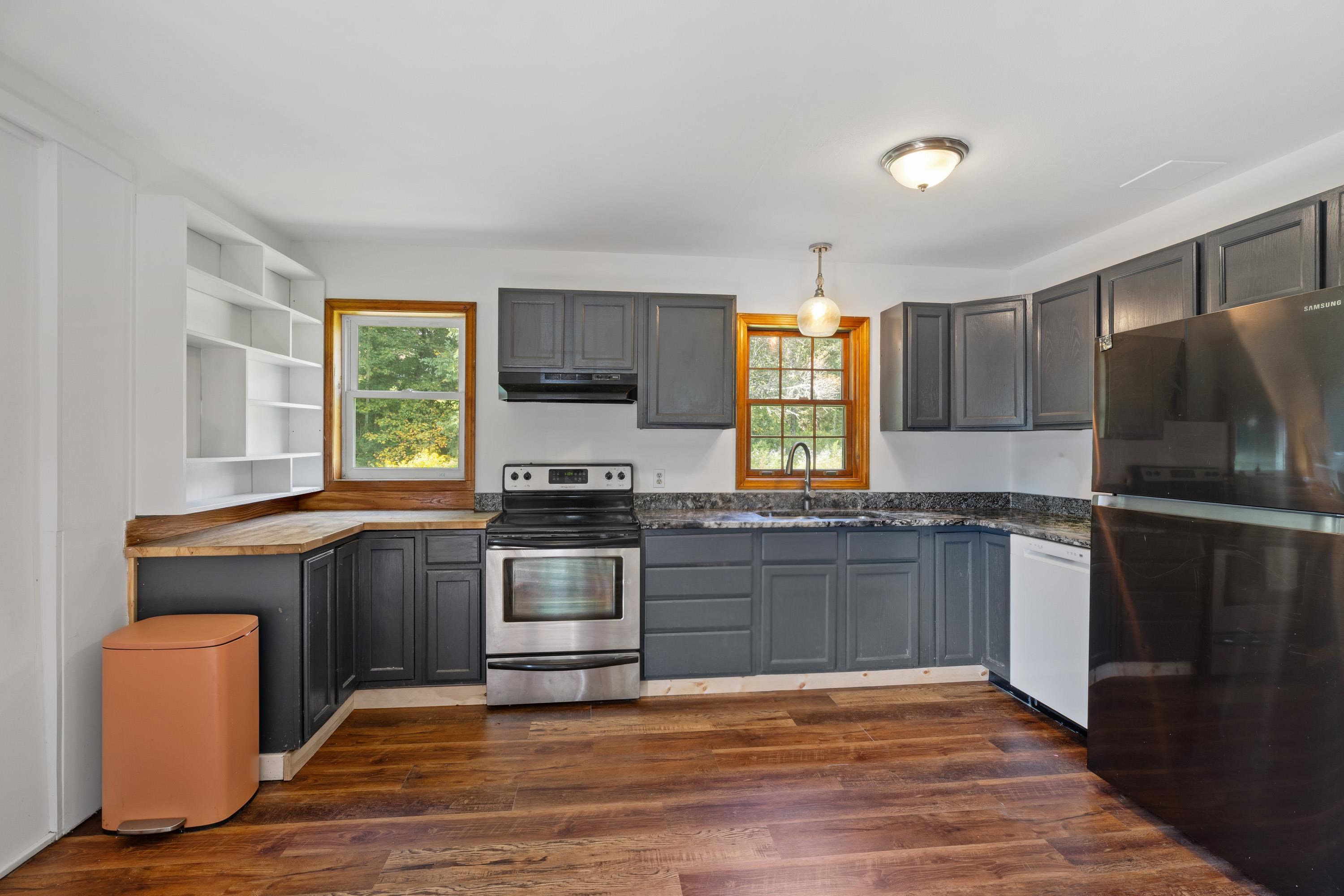 16 Acorn Avenue photo 12