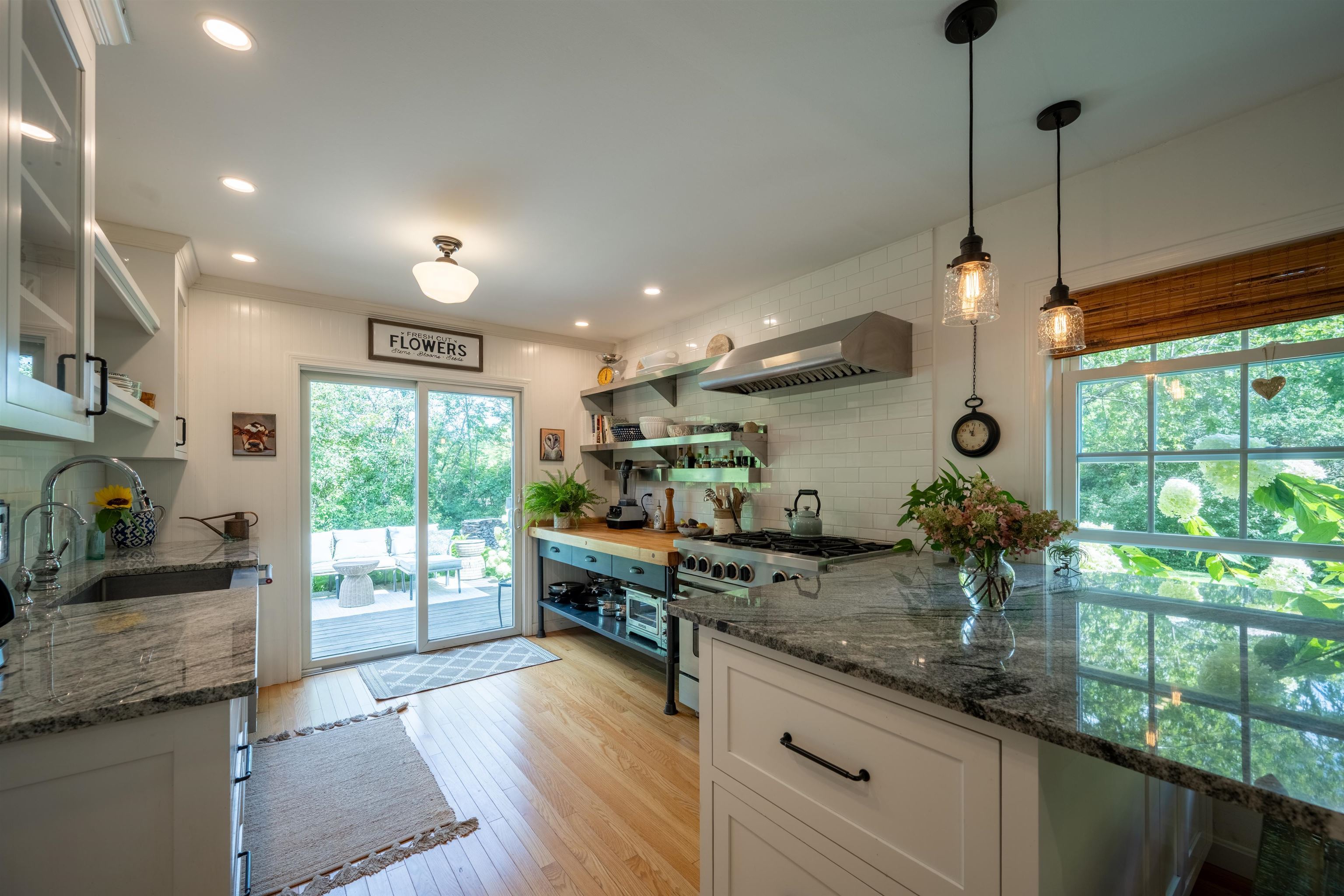 922 Happy Valley Road photo 13
