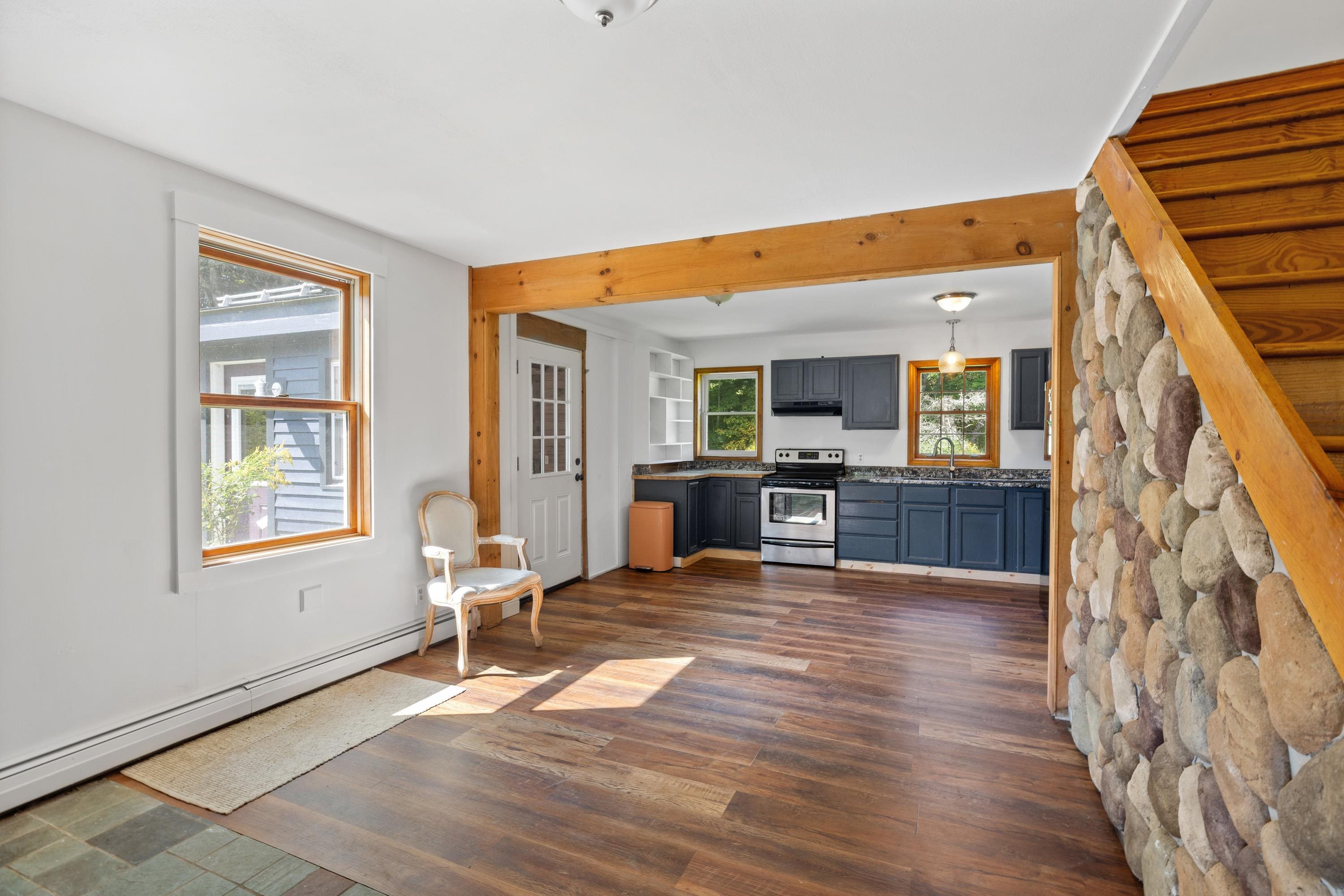 16 Acorn Avenue photo 16