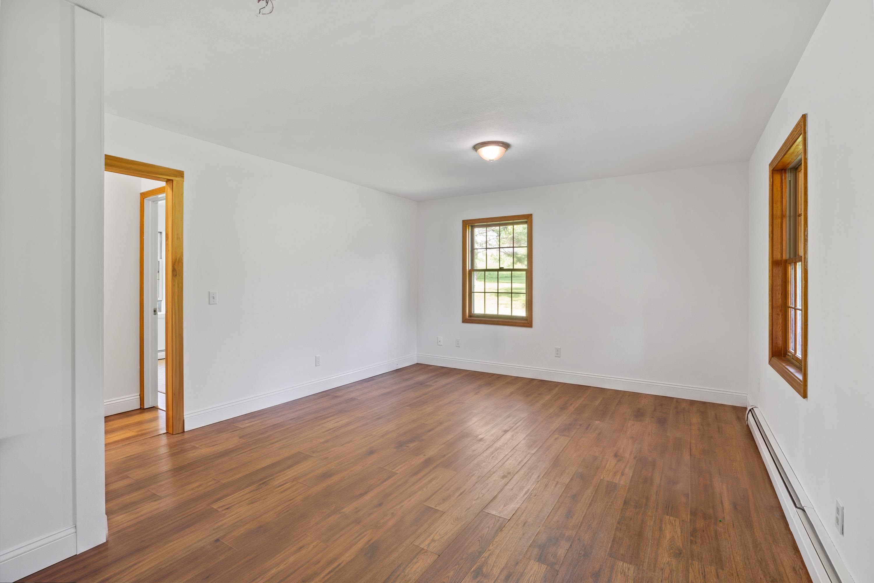 16 Acorn Avenue photo 23