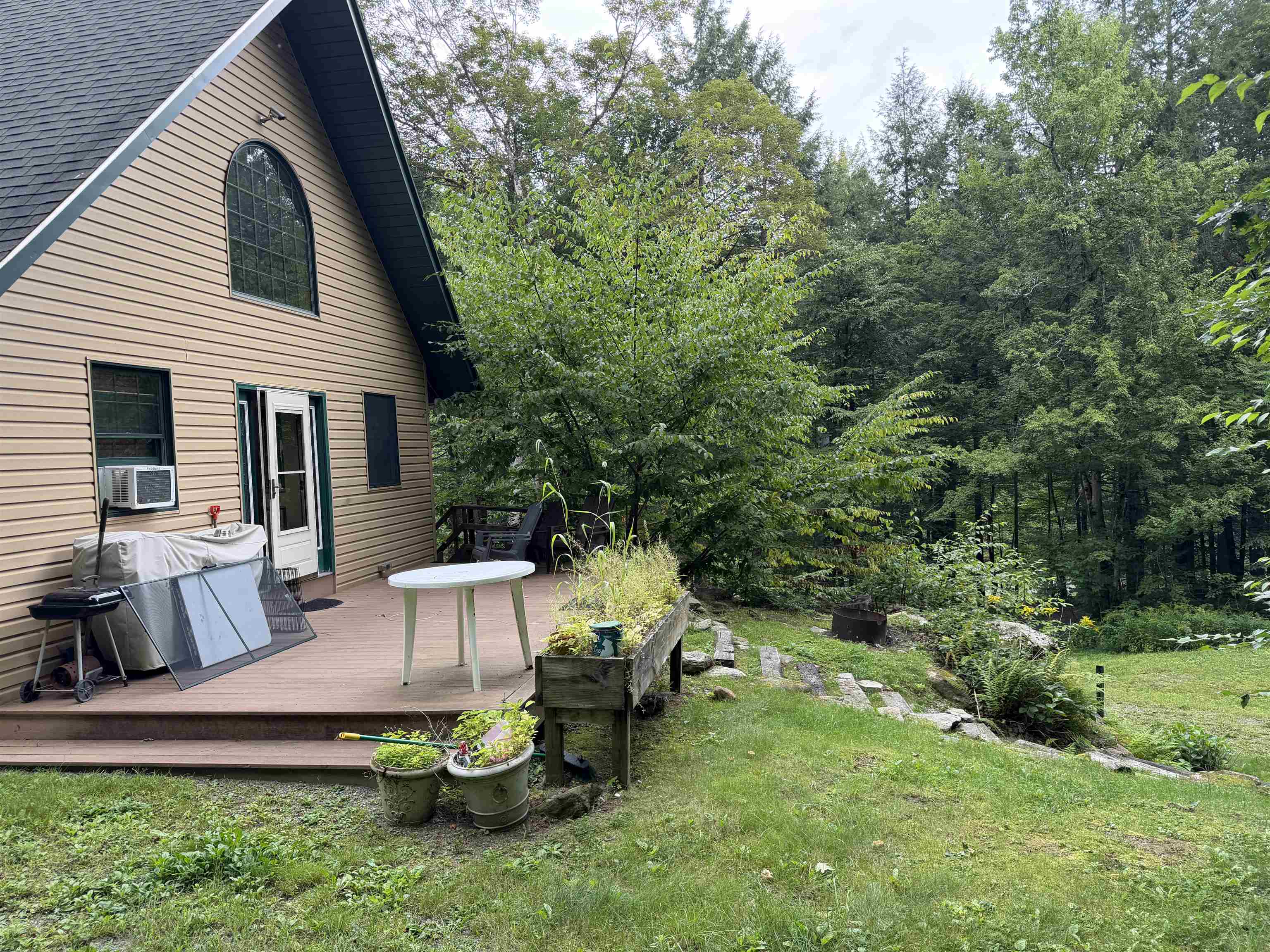 215 Gilbert Road photo 24