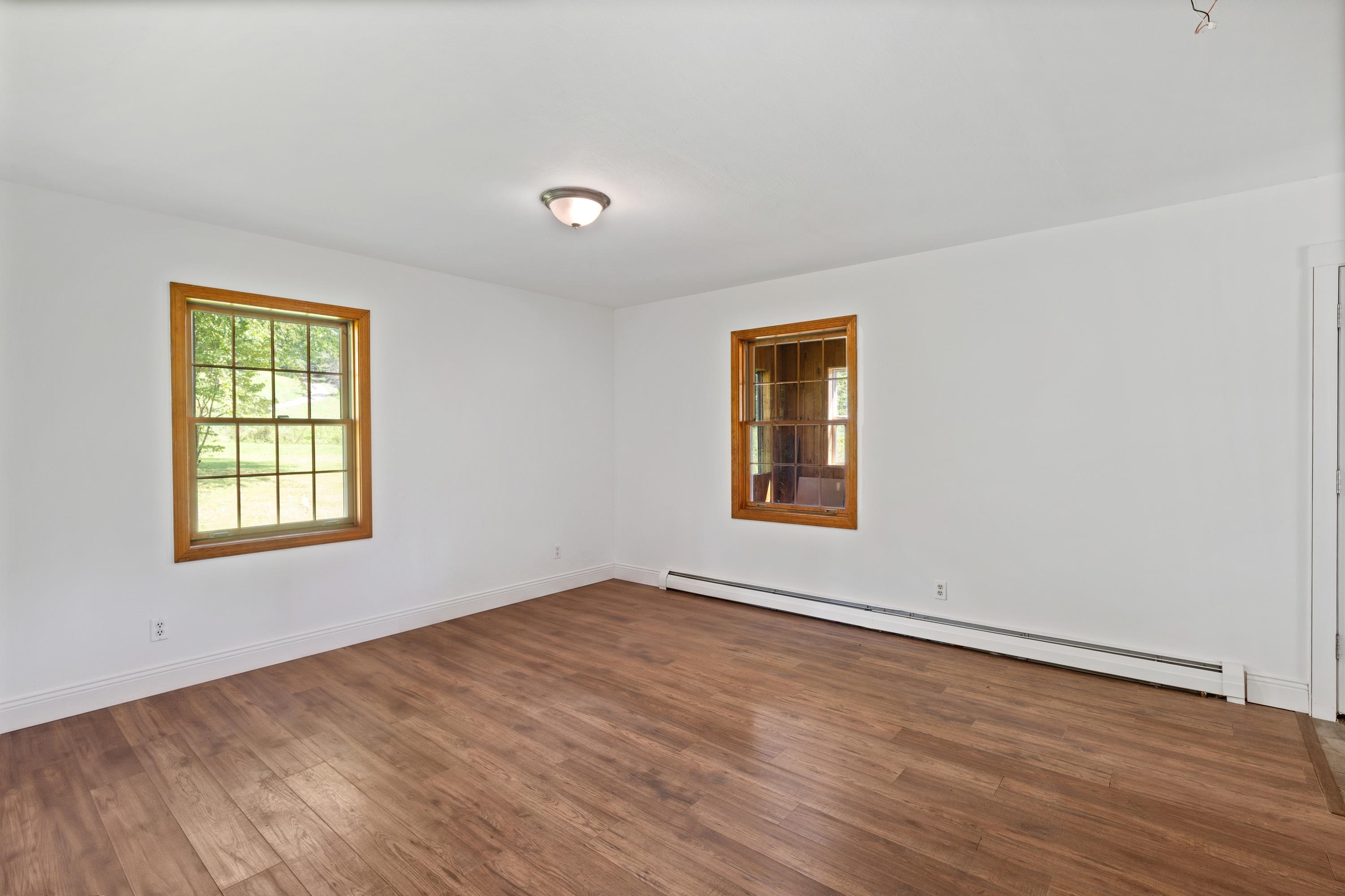 16 Acorn Avenue photo 24